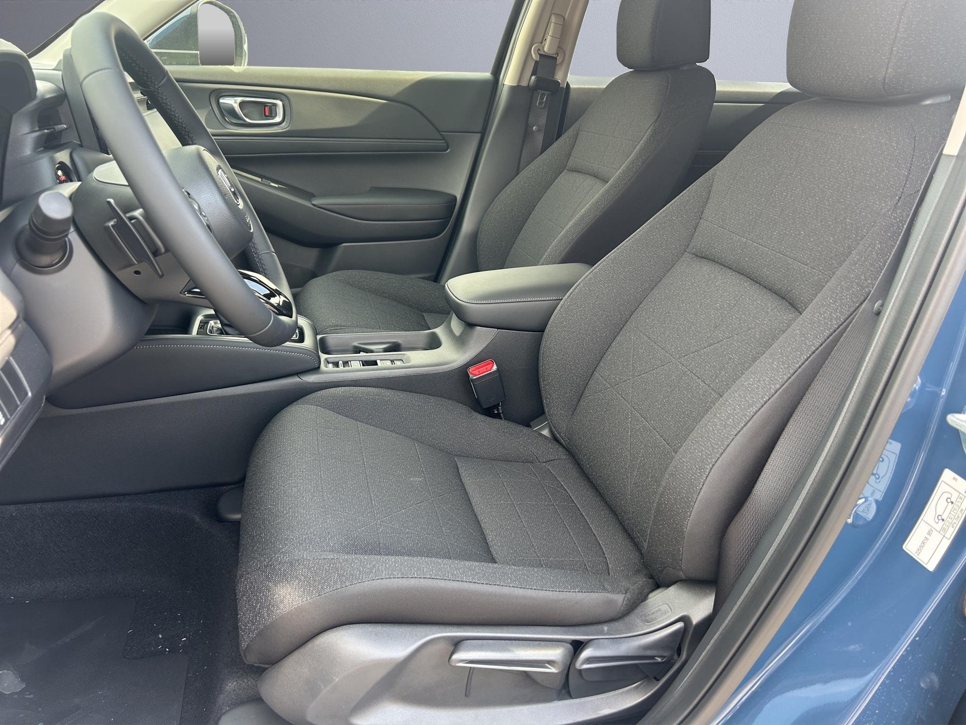HONDA HR-V 1.5 i-MMD Elegance-image-8