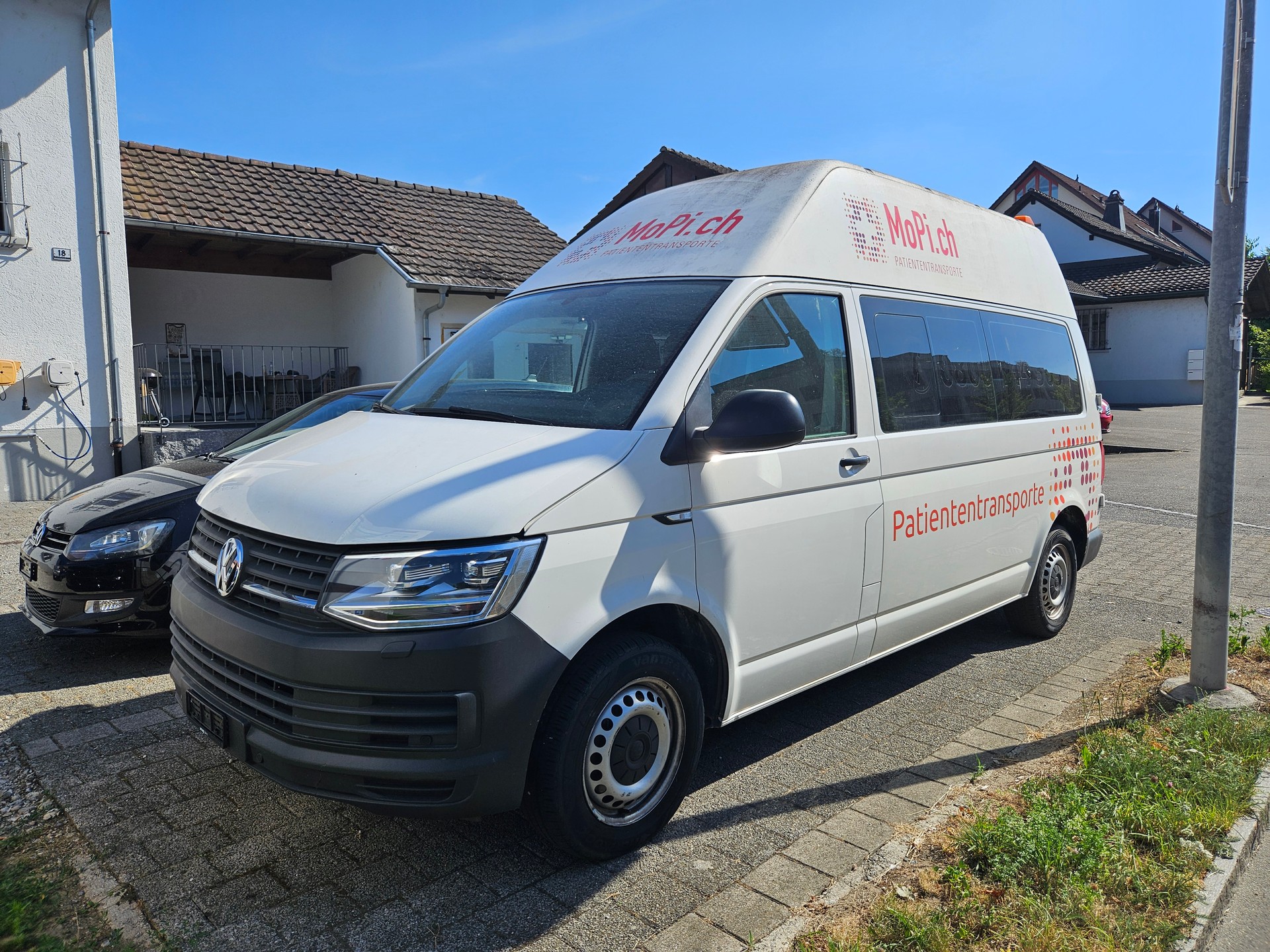 VW T6 2.0 TDI DSG Berufsmässiger Personentrsp-image-0