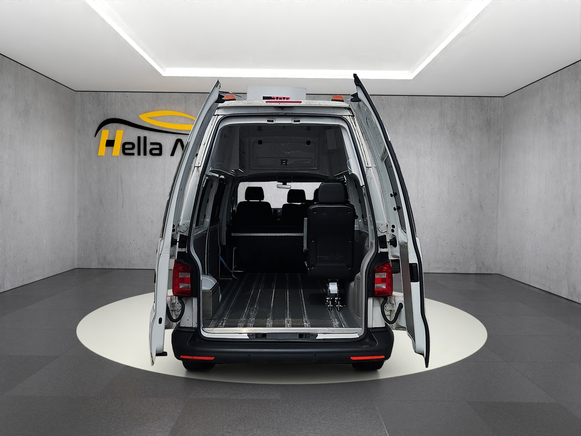 VW T6 2.0 TDI DSG Berufsmässiger Personentrsp-image-10