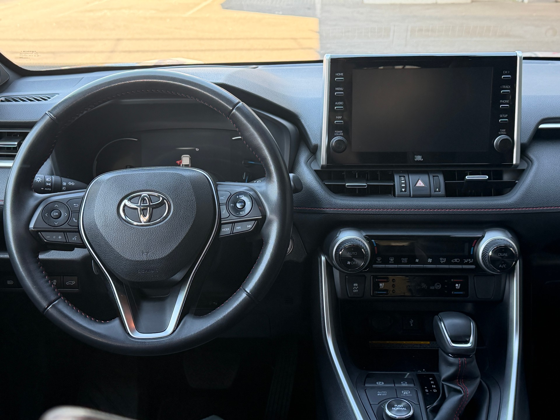 TOYOTA RAV-4 2.5 PHEV Platinum e-CVT 4WD-image-8