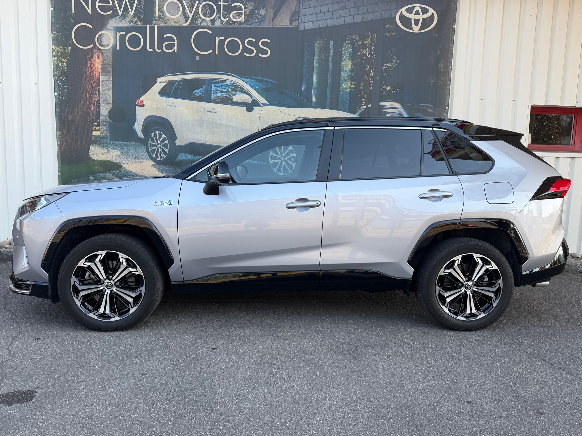 TOYOTA RAV-4 2.5 PHEV Platinum e-CVT 4WD-image-1
