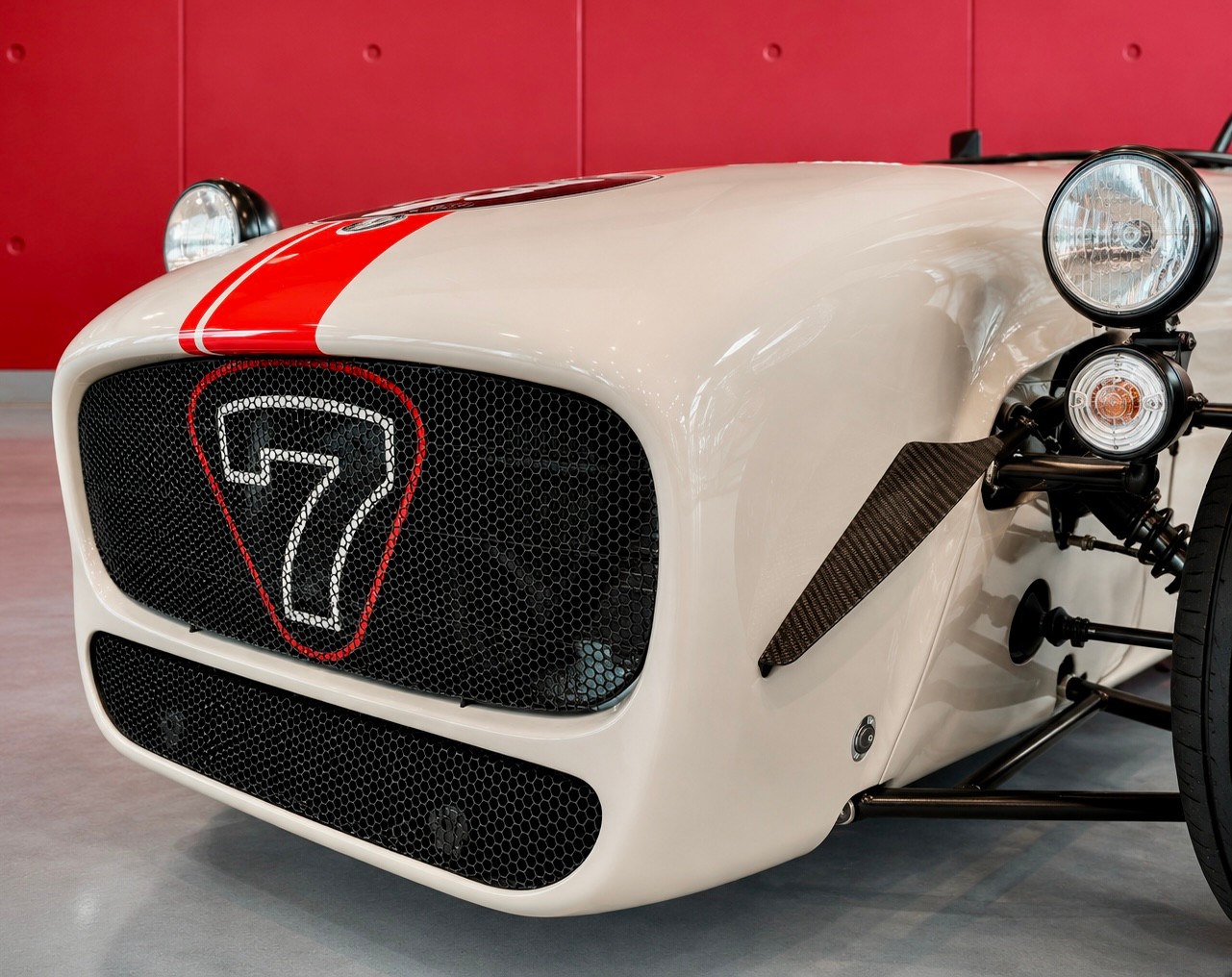 CATERHAM Seven 340 S3 Nurburgring 1 of 100 (New Swiss car, 24-month warranty, delivery January 27)-image-9