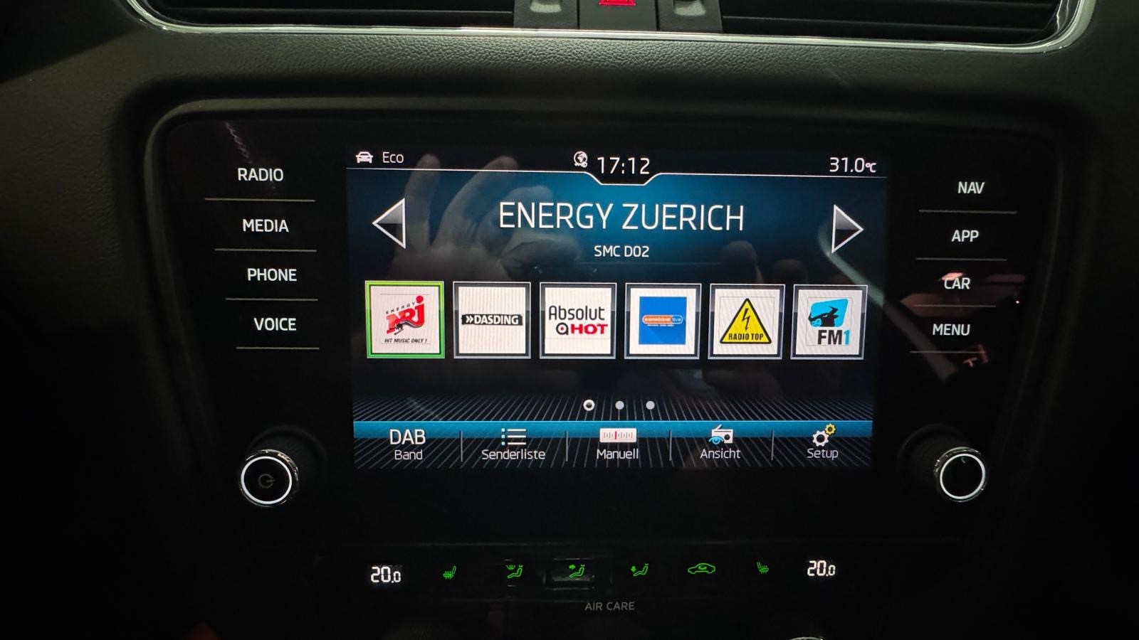 SKODA Octavia Combi 2.0 TDI RS DSG-image-14