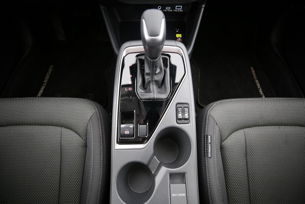 SUBARU Crosstrek 2.0i e-Boxer Swiss Plus-image-8