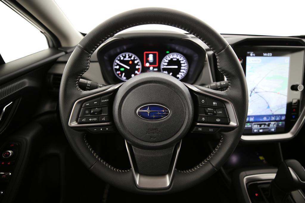 SUBARU Crosstrek 2.0i e-Boxer Swiss Plus-image-5