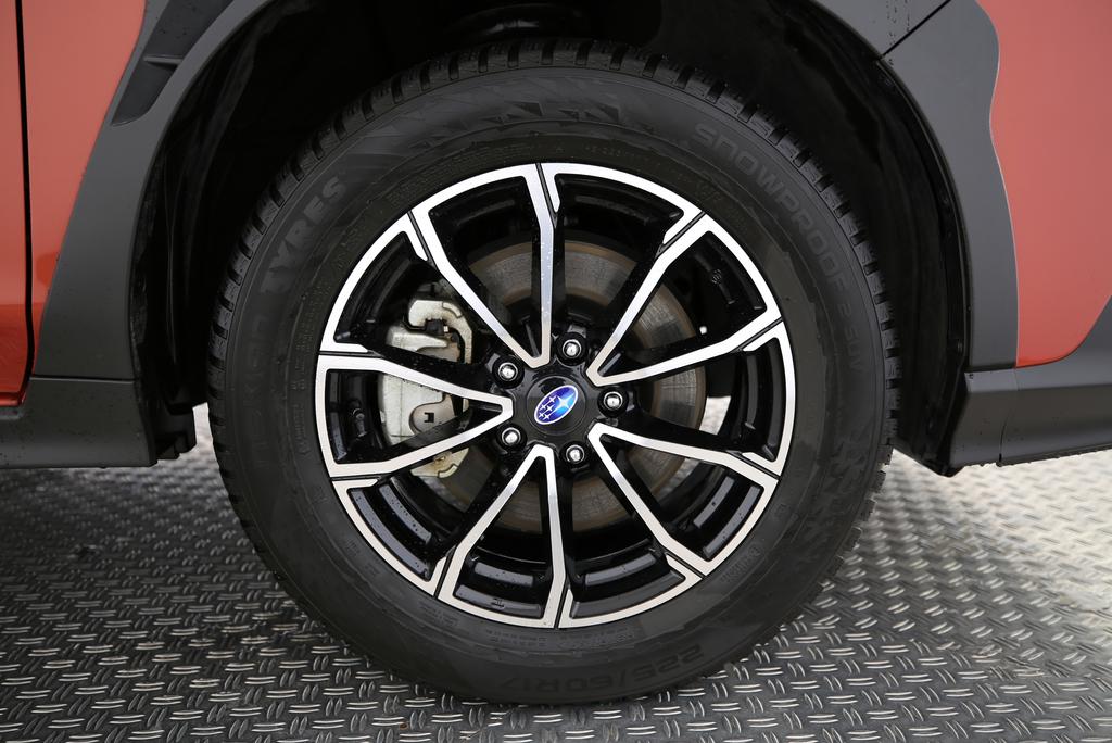 SUBARU Crosstrek 2.0i e-Boxer Swiss Plus-image-12