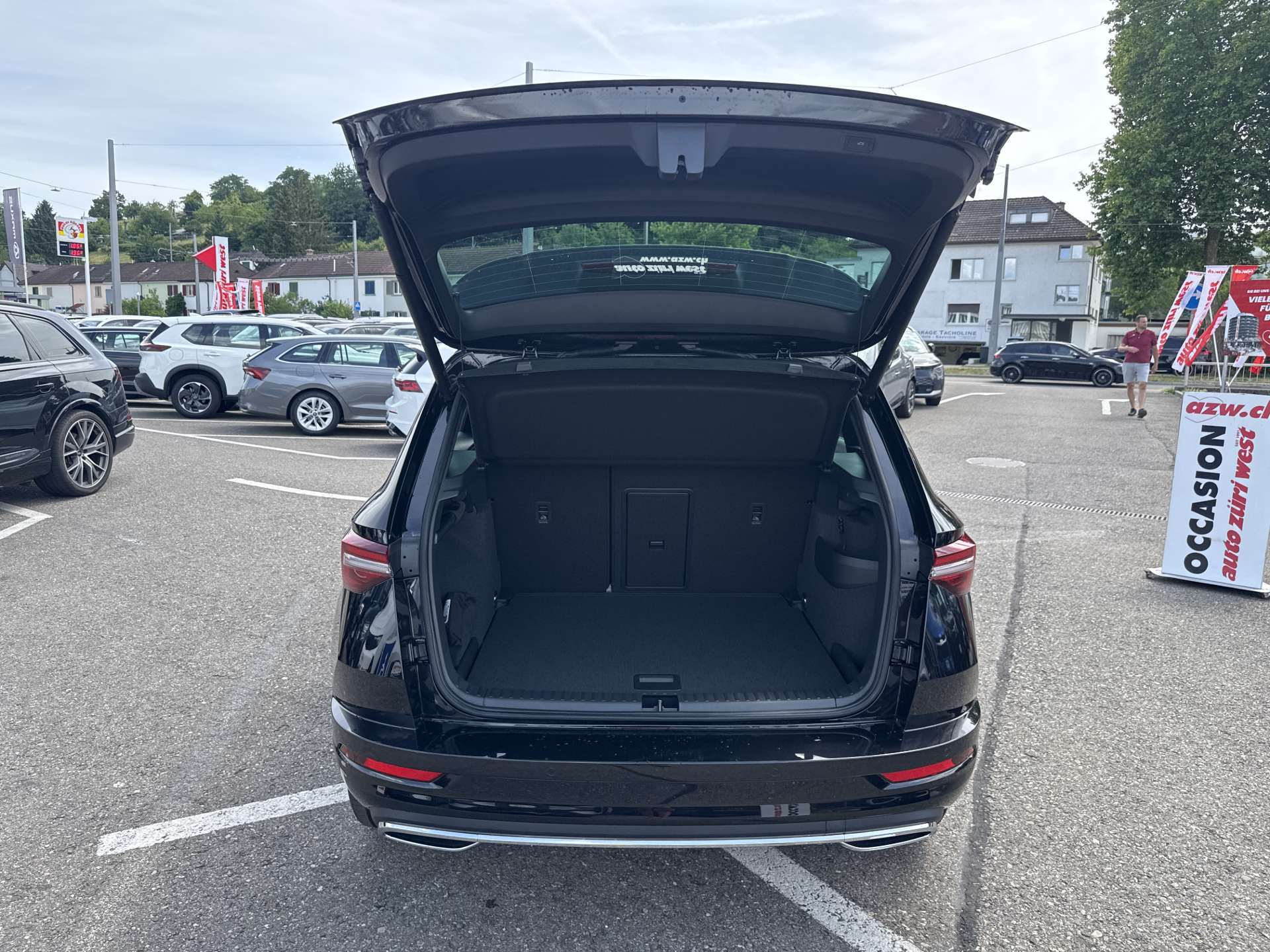 SKODA Karoq 2.0 TSi SportLine 4x4 DSG-Automat-image-6