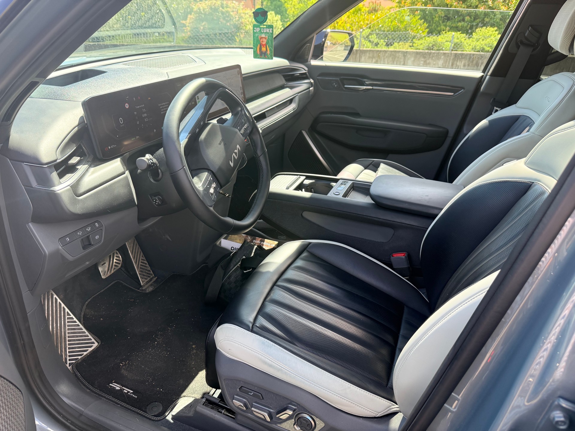 KIA 99.8 kWh GT-Line 4x4 Relaxation 6P-image-3