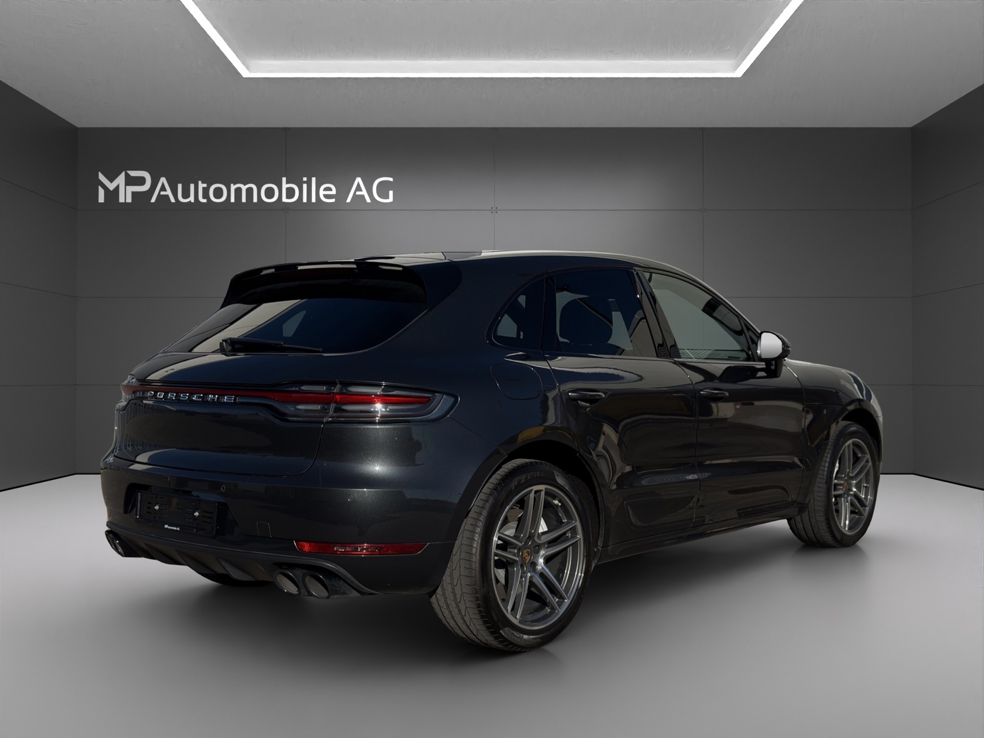 PORSCHE Macan Turbo PDK-image-2