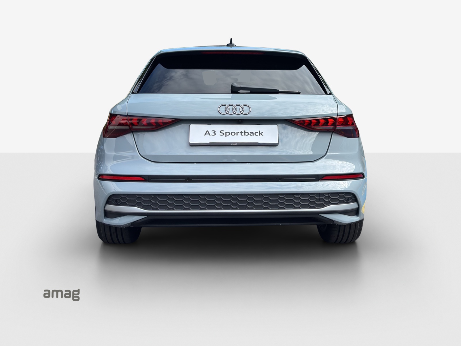 AUDI A3 Sportback TFSI 110 kW Attraction S tronic-showroom-element-3