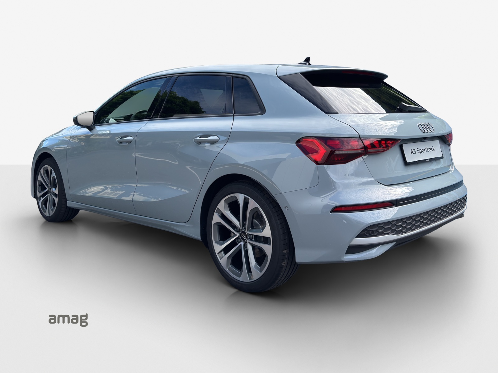 AUDI A3 Sportback TFSI 110 kW Attraction S tronic-showroom-element-2