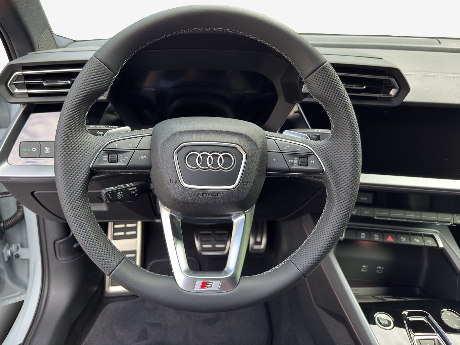 AUDI A3 Sportback TFSI 110 kW Attraction S tronic-image-9
