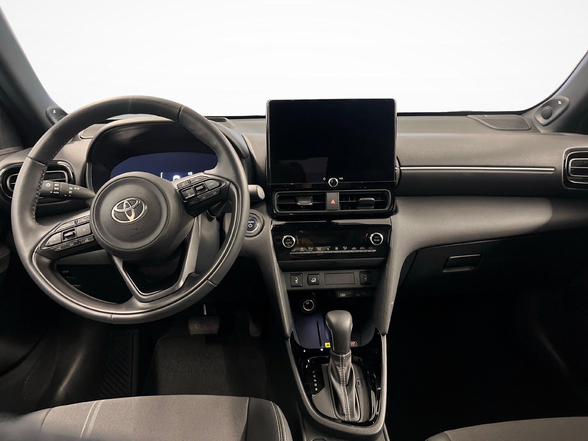 TOYOTA Yaris Cross 1.5 VVT-i HSD Premium AWD-i-image-8