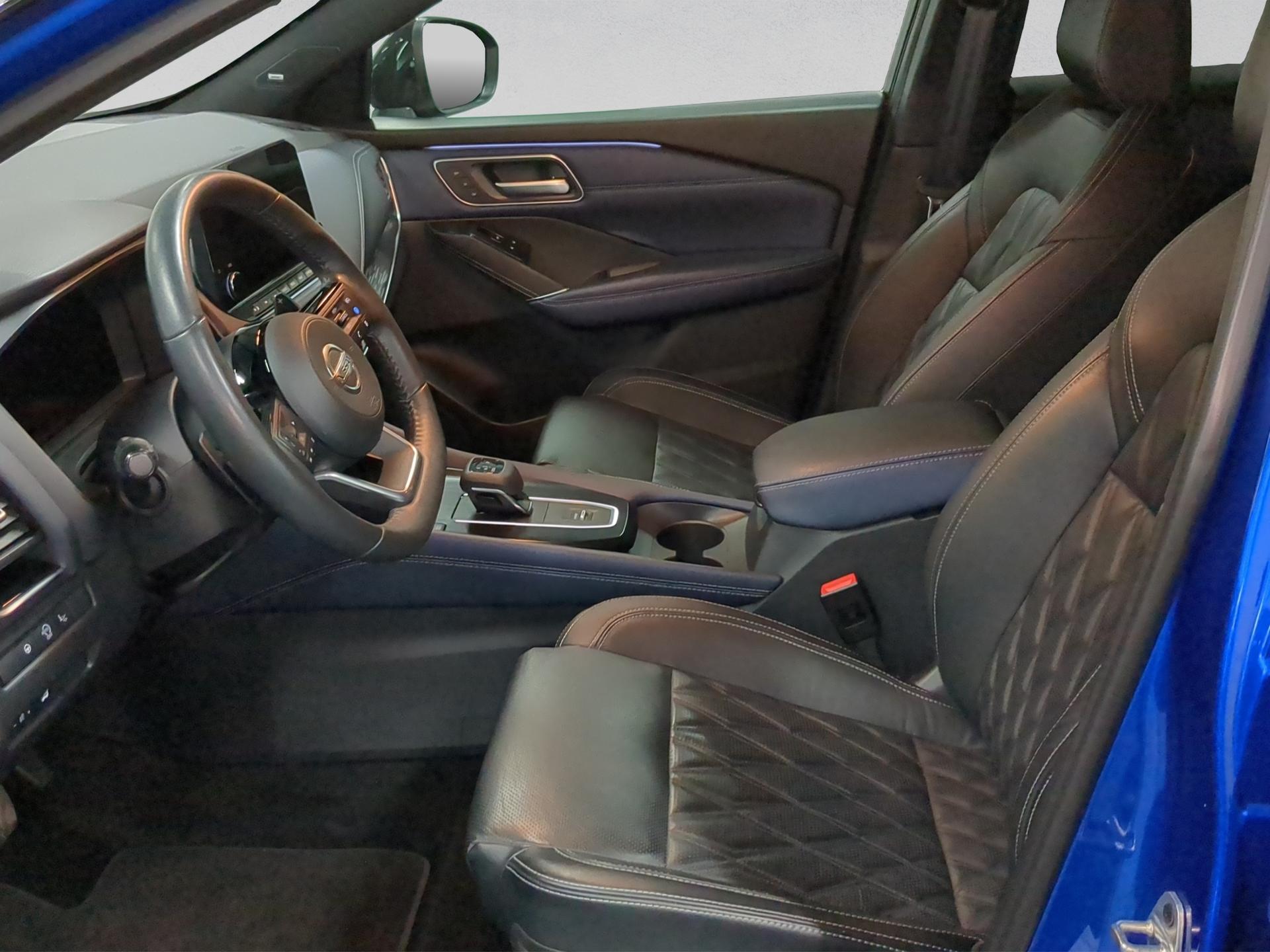NISSAN Qashqai 1.3 DIG-T MHEV Tekna+ Xtronic 4x4-image-8