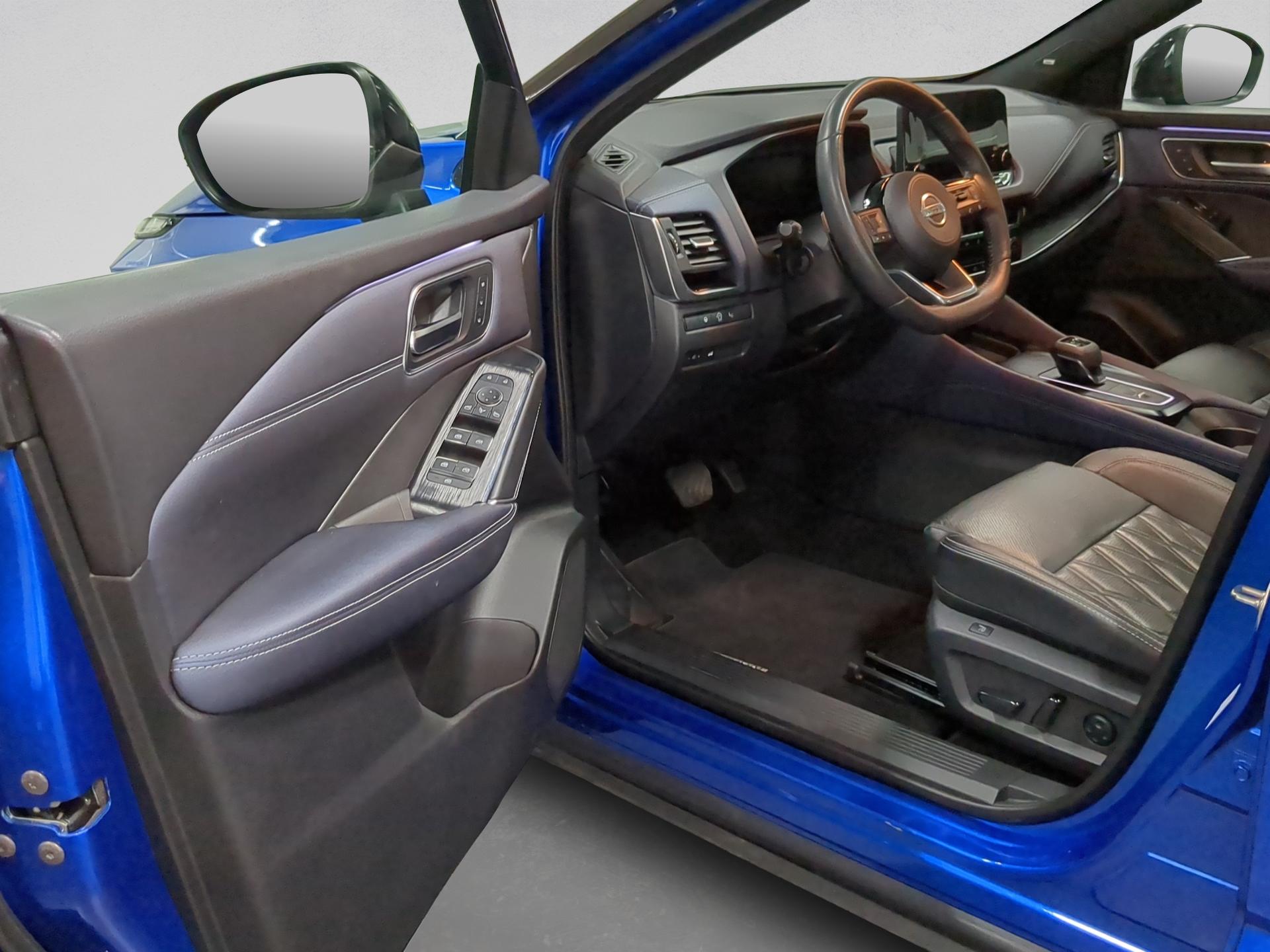 NISSAN Qashqai 1.3 DIG-T MHEV Tekna+ Xtronic 4x4-image-21