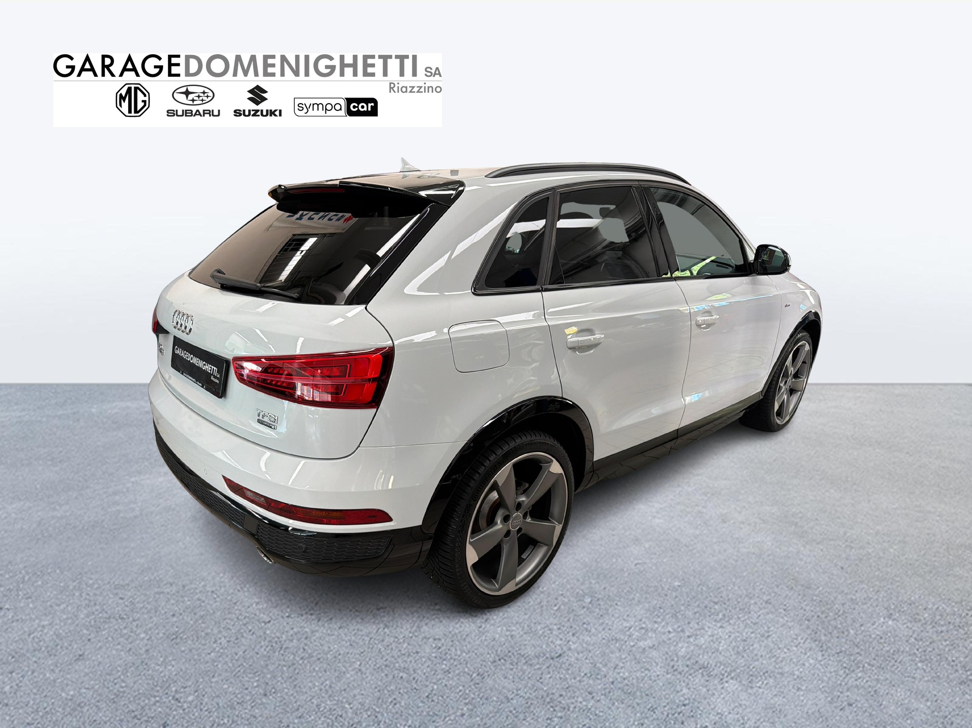 AUDI Q3 2.0 TFSI Sport quattro S-Tr.-image-4