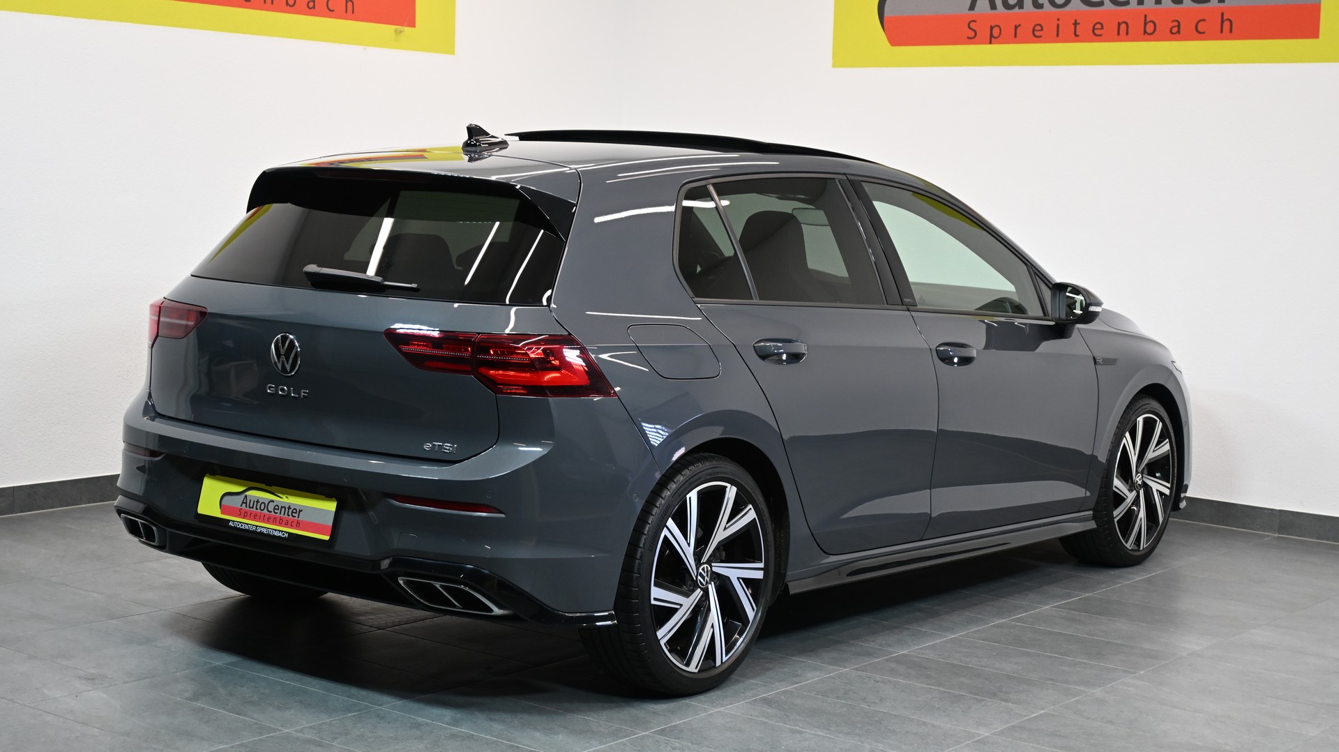VW Golf 1.5 eTSI mHEV ACT R-Line DSG-image-15
