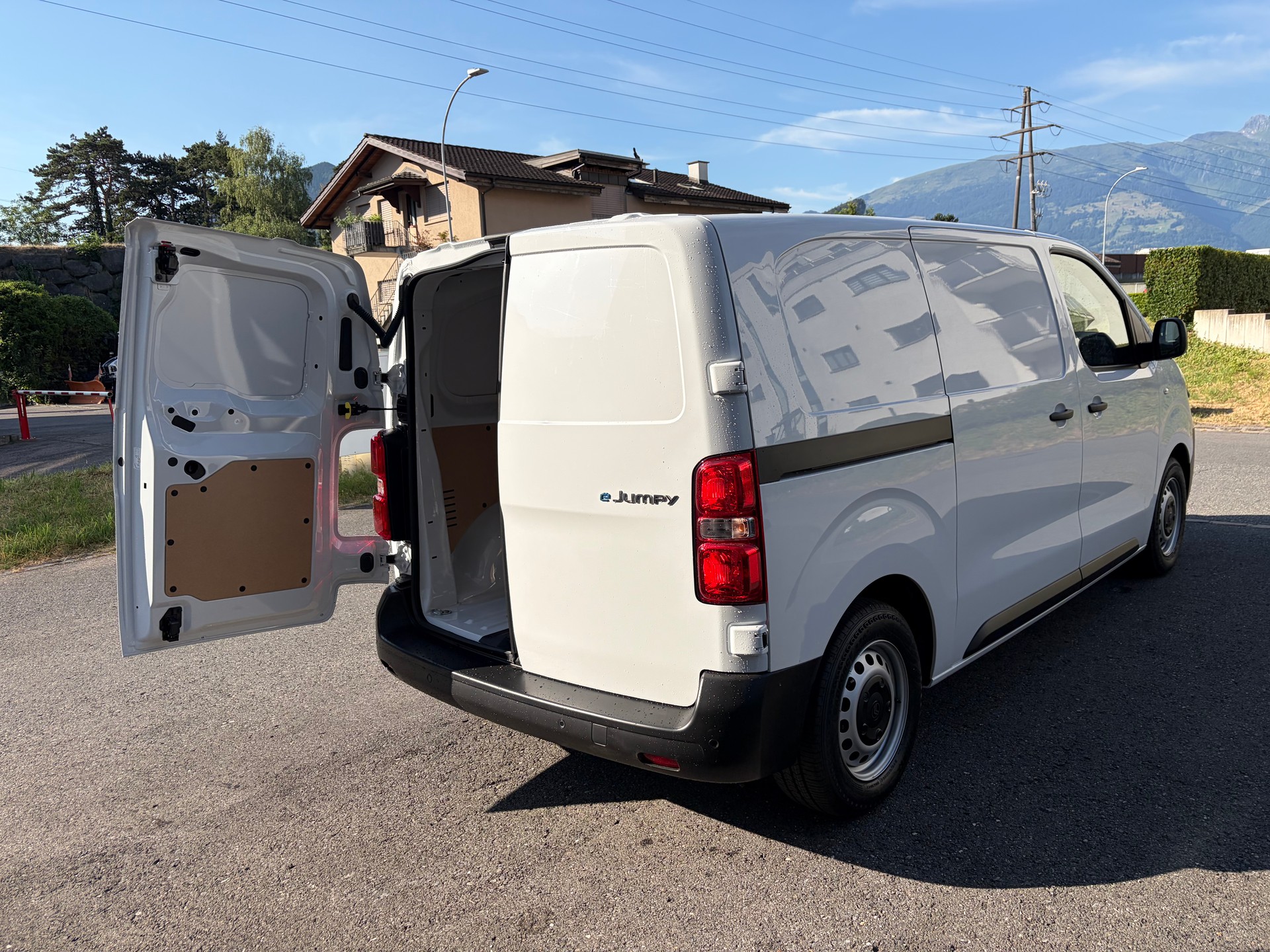 CITROEN e-Jumpy 75kWh-image-4