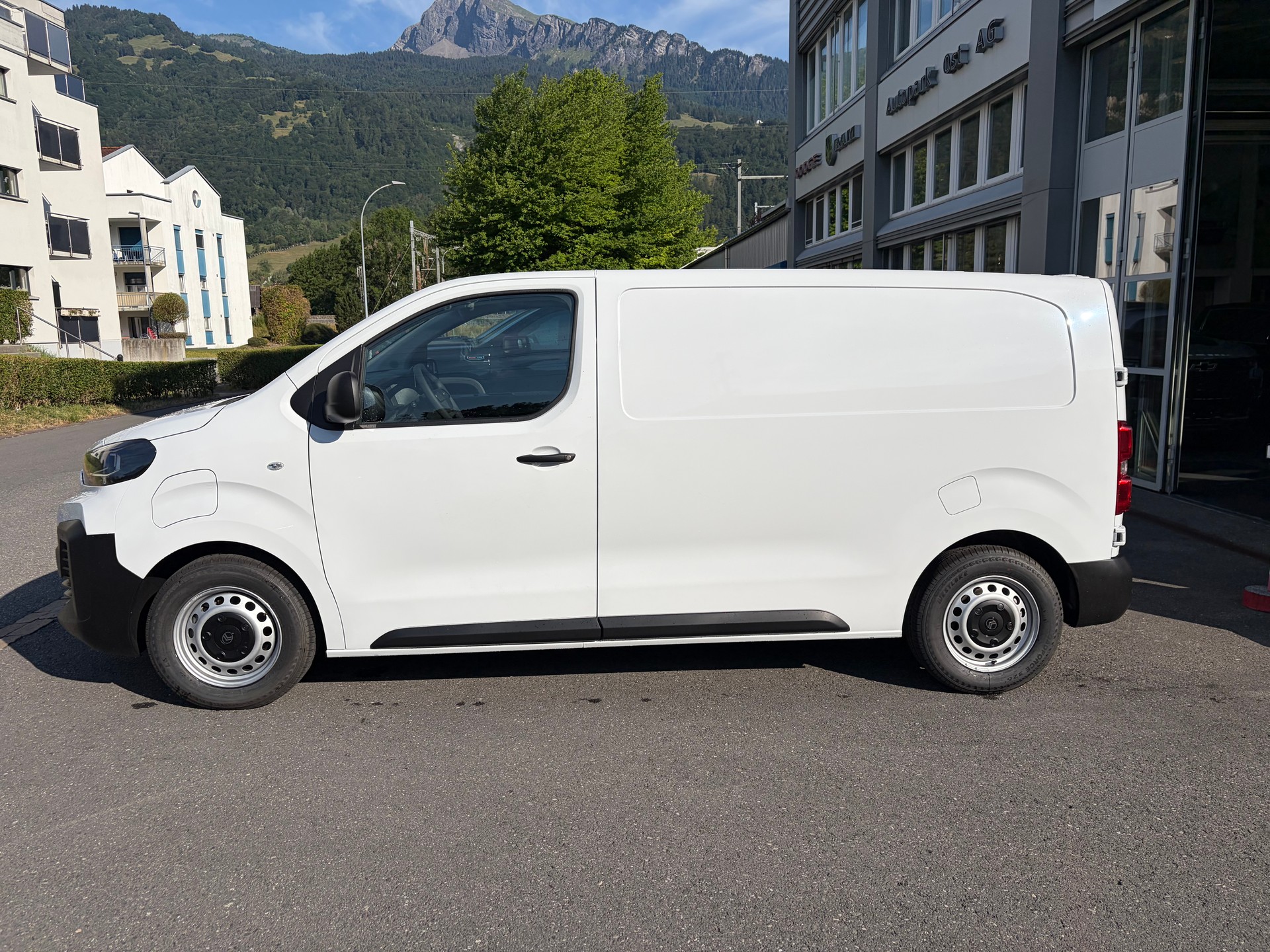 CITROEN e-Jumpy 75kWh-image-2
