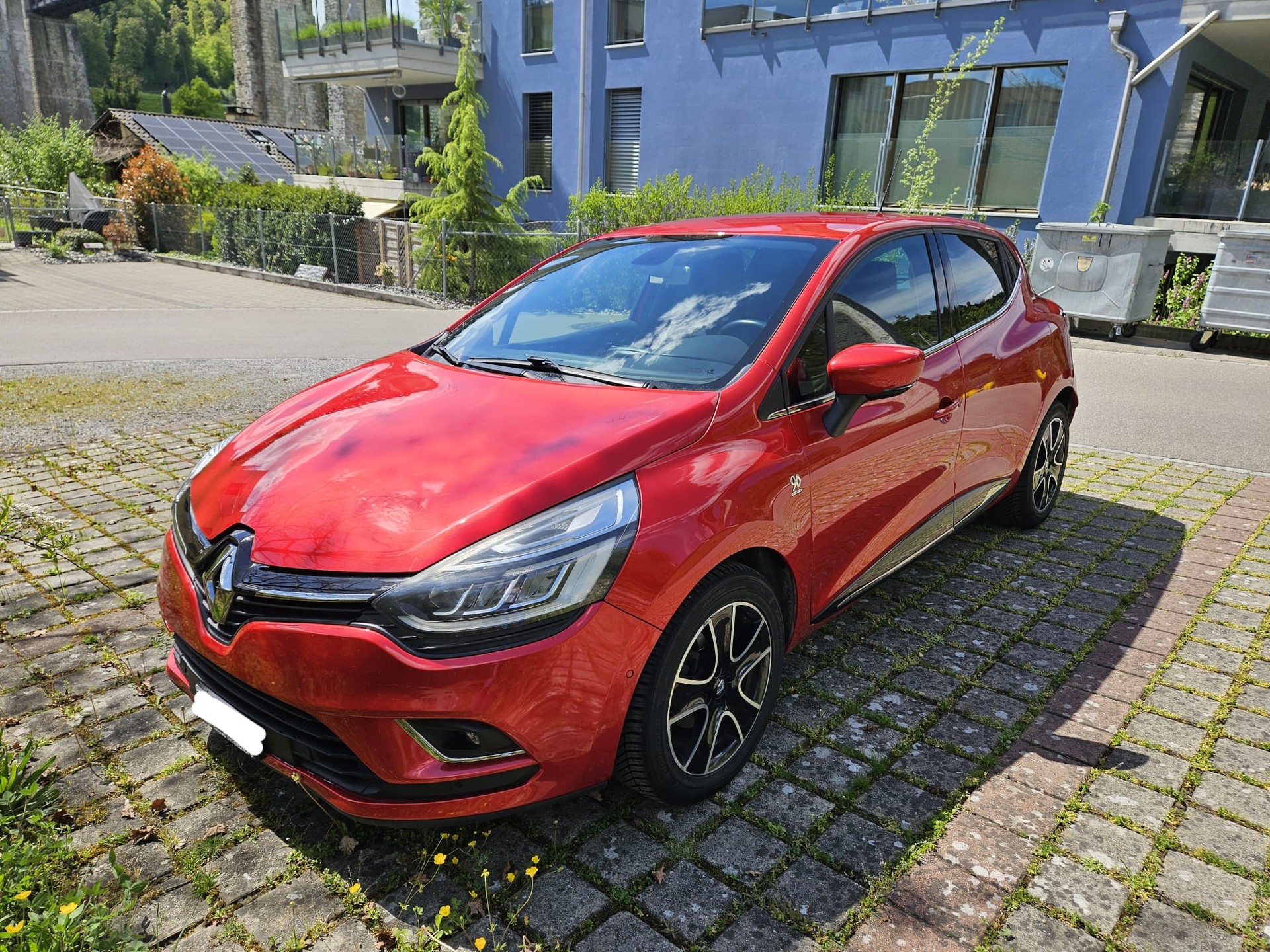 RENAULT 1.2 TCe 120 90th Anniv. S/S-image-0