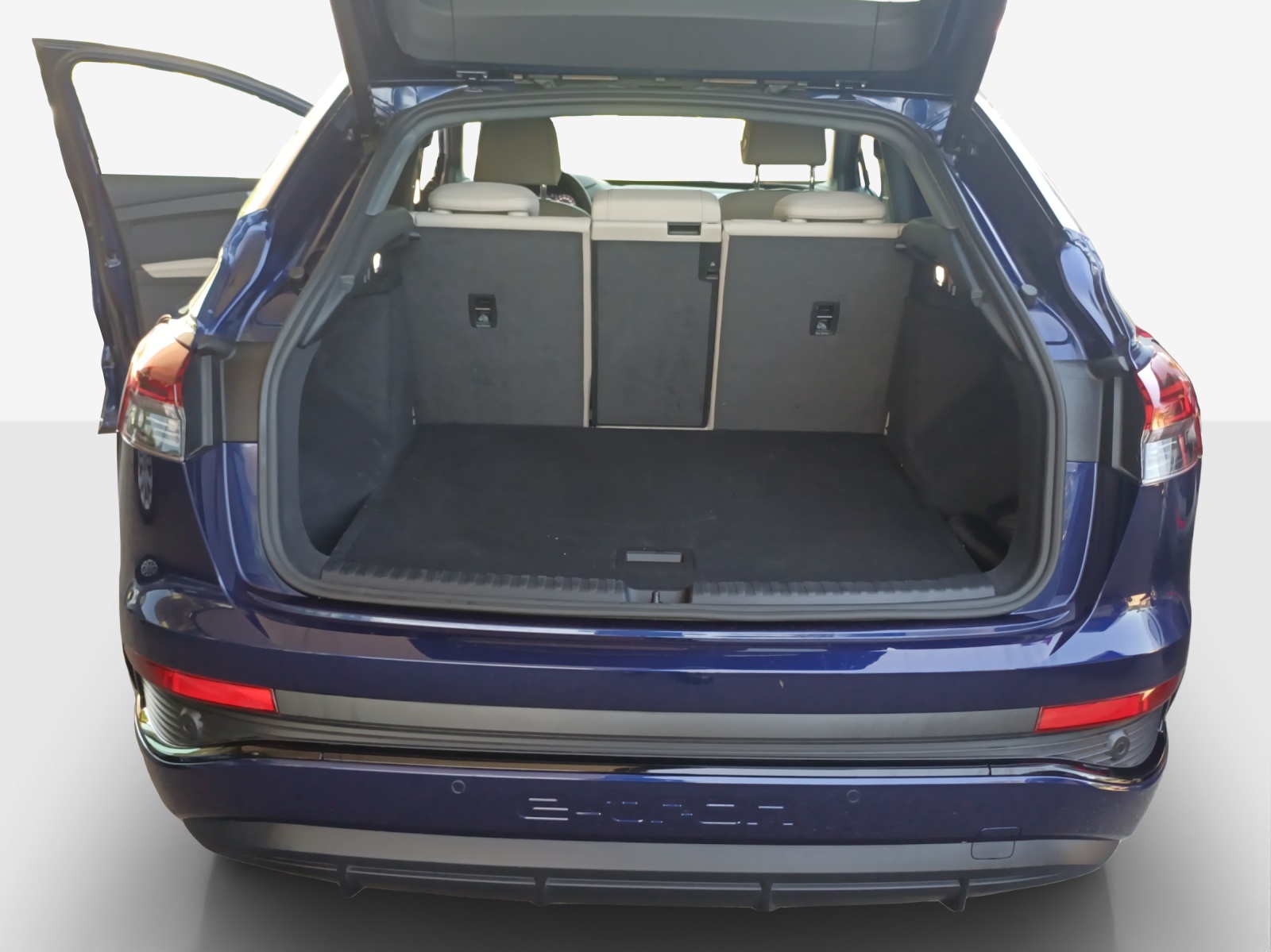 AUDI Q4 Sportback e-tron 55 quattro-image-13