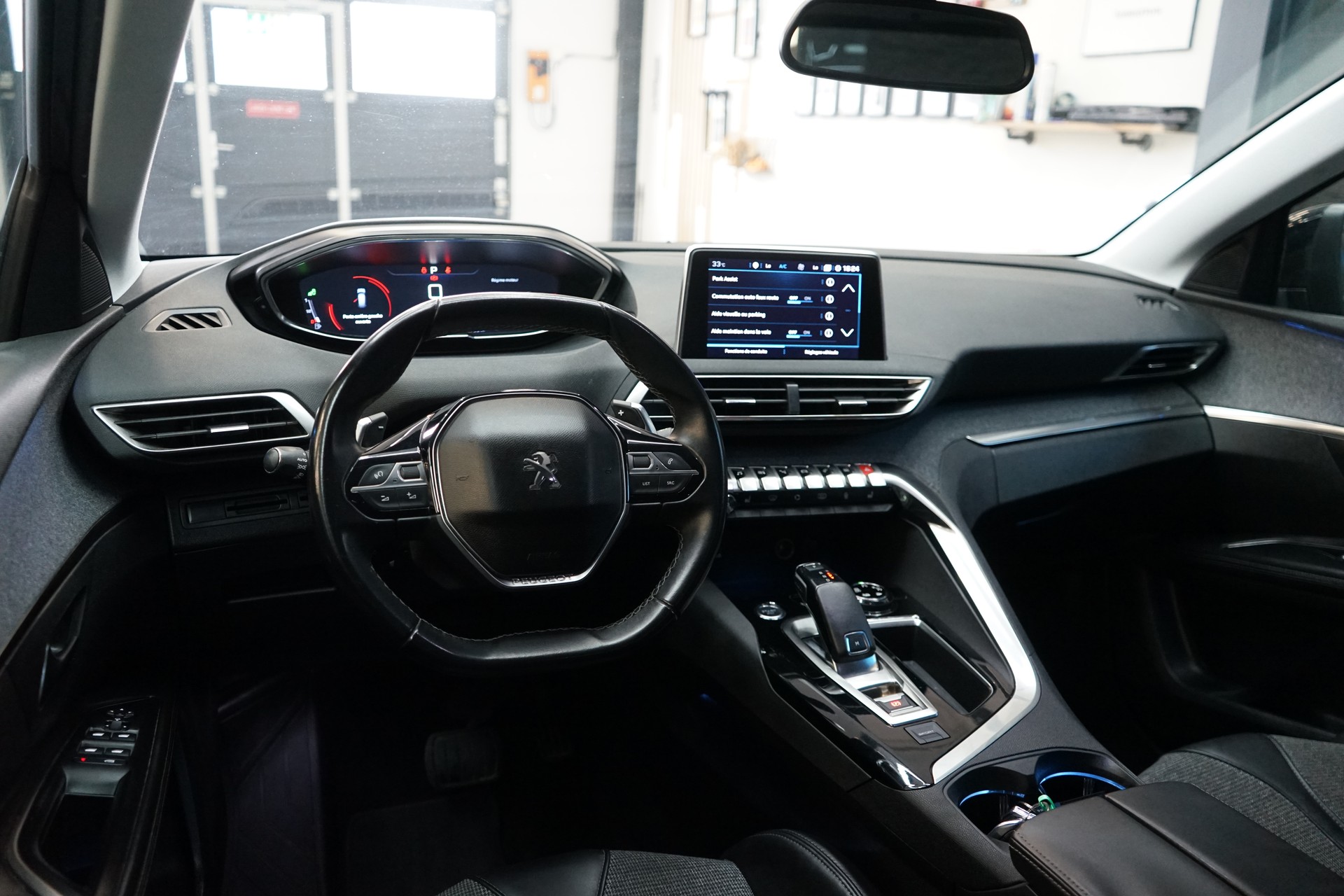 PEUGEOT 5008 1.6 THP Allure EAT-image-5