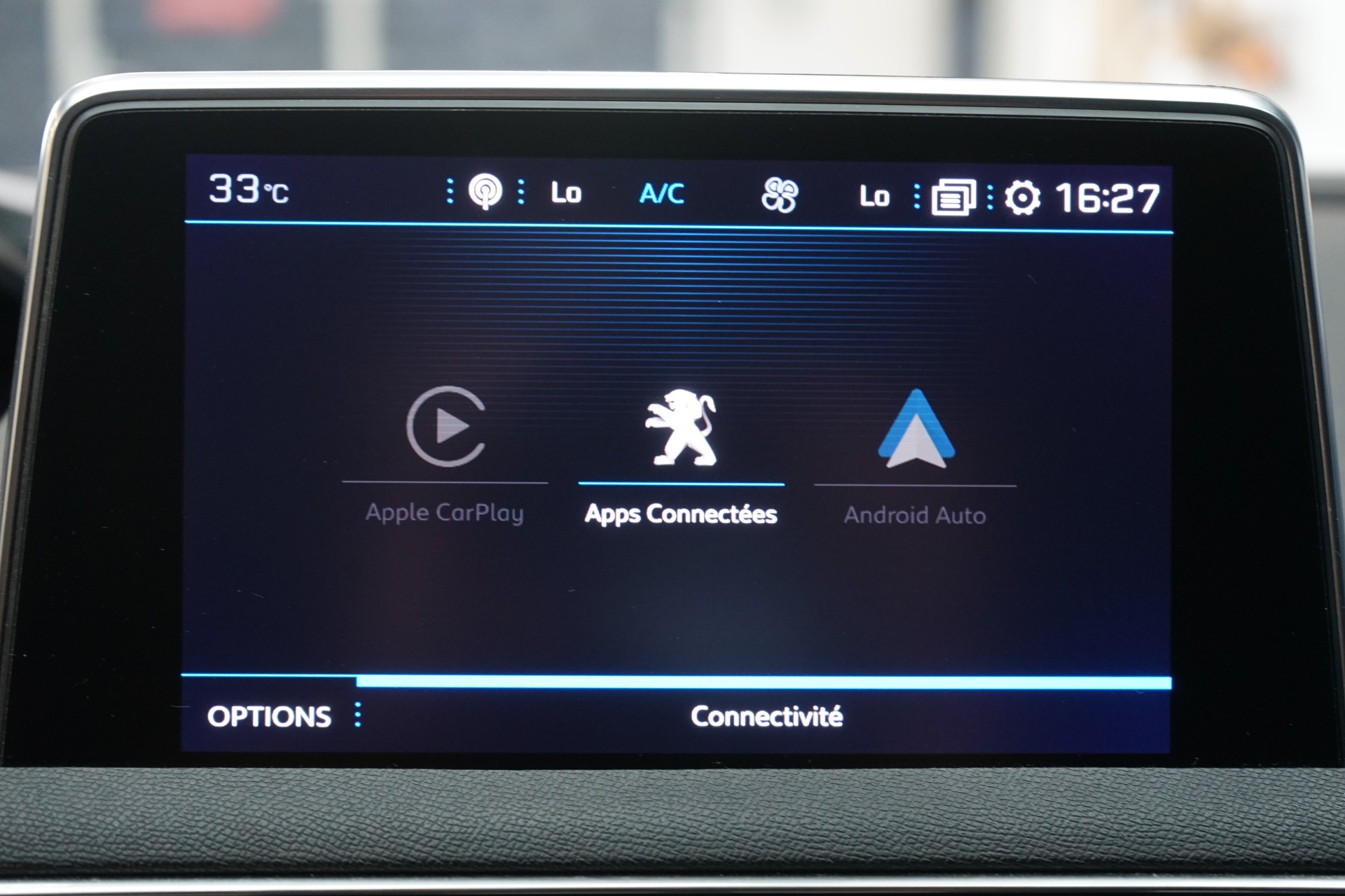 PEUGEOT 5008 1.6 THP Allure EAT-image-19
