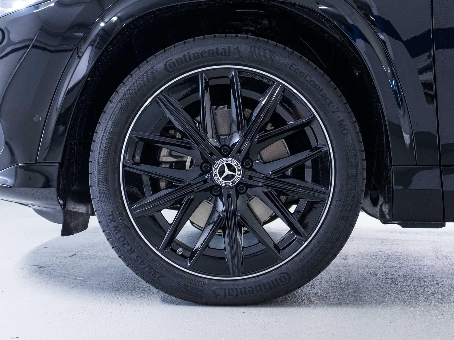 MERCEDES-BENZ GLB 220 4MATIC-image-14