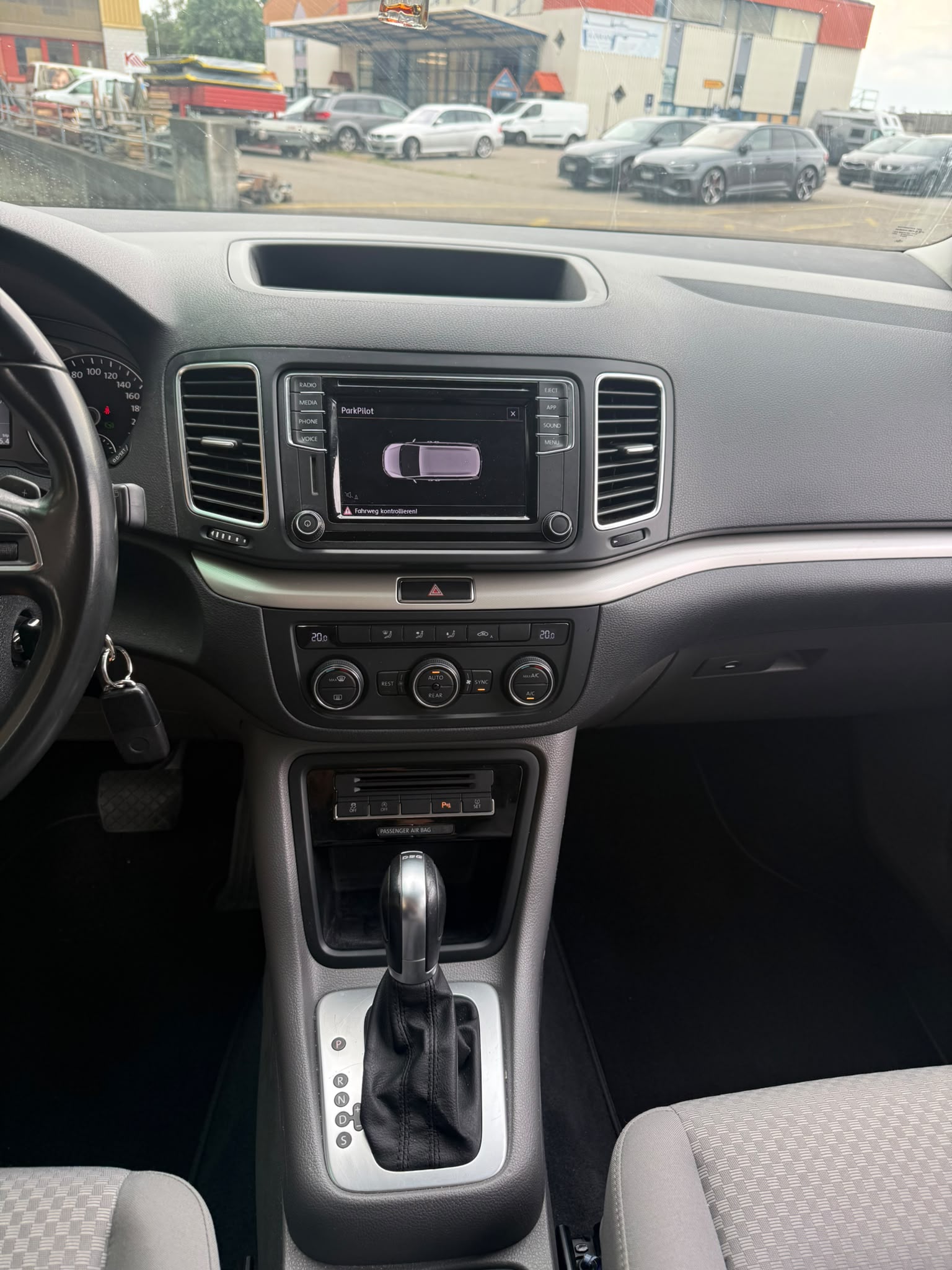 SEAT Alhambra 1.4 TSI DSG Style-image-10