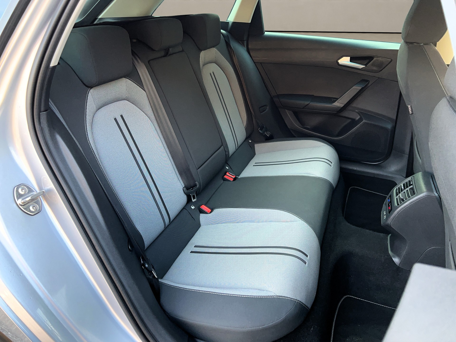 SEAT Leon ST 2.0 TDI EVO DSG Style ✅CH-Fahrzeug & Frisch ab Service✅-image-13