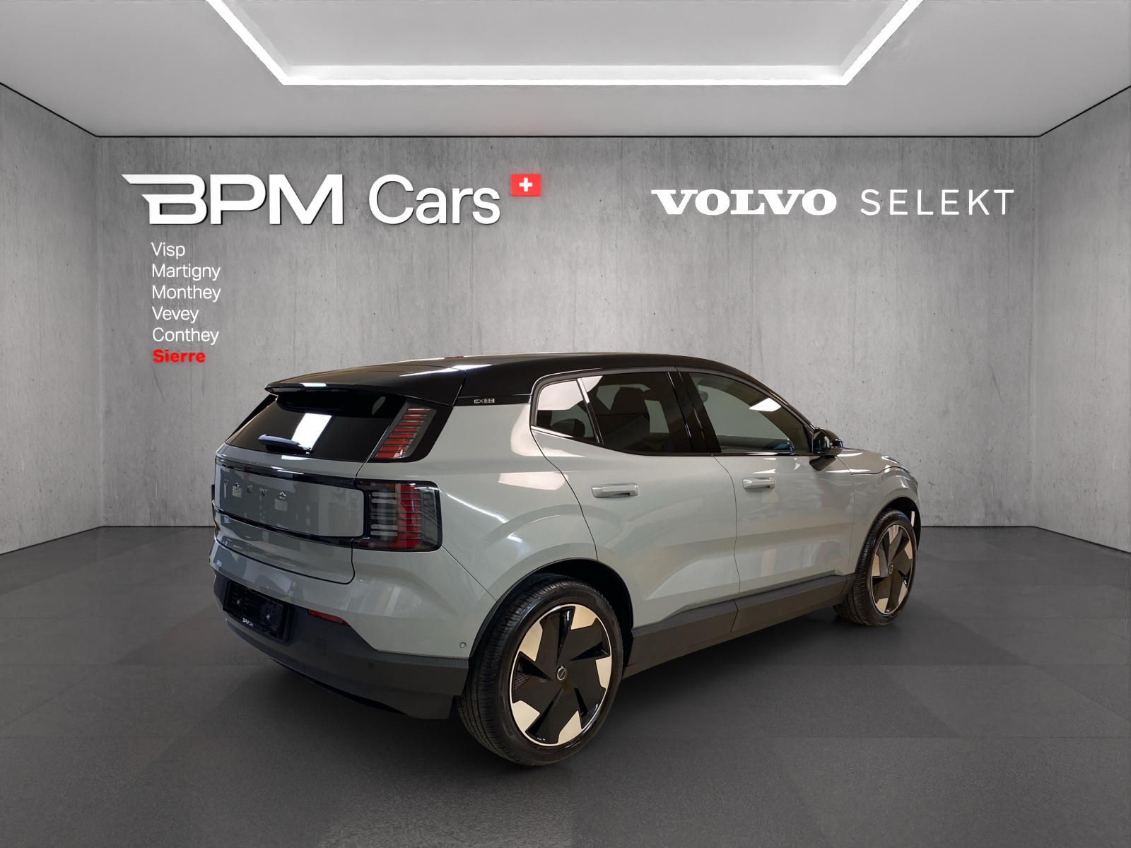 VOLVO EX30 E60 69kWh Twin Ultra-showroom-element-2