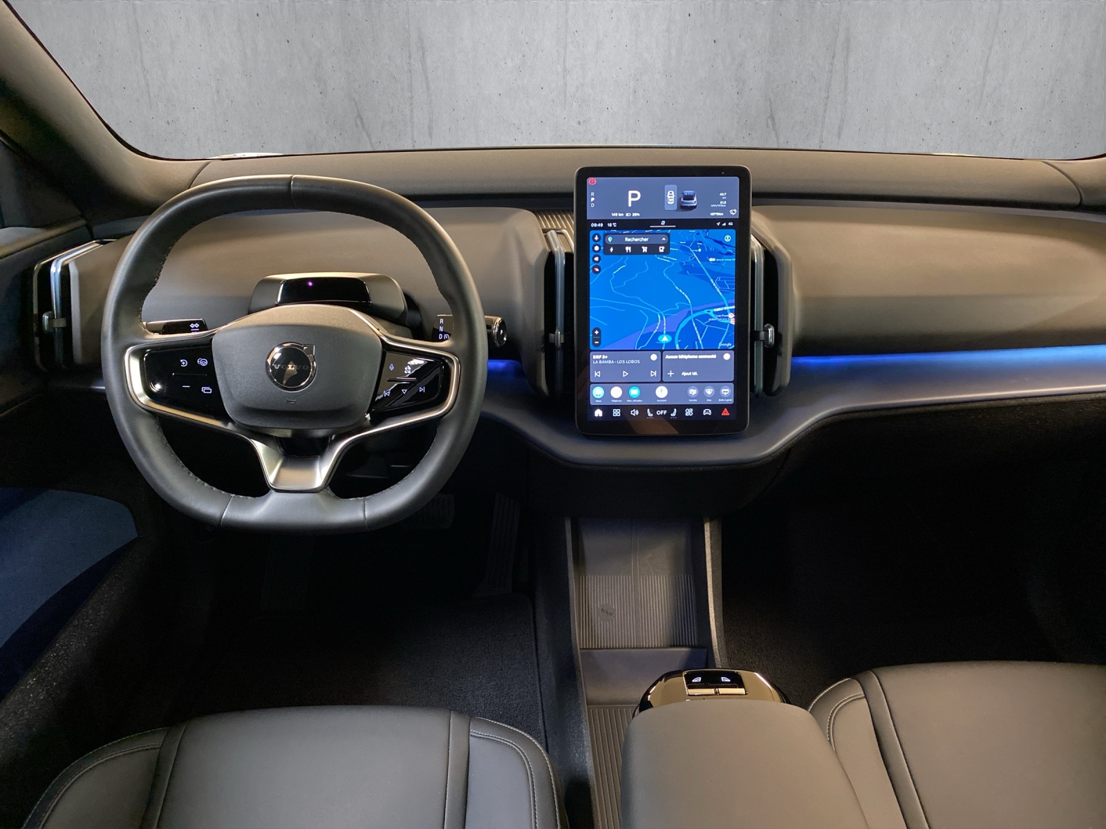 VOLVO EX30 E60 69kWh Twin Ultra-image-10