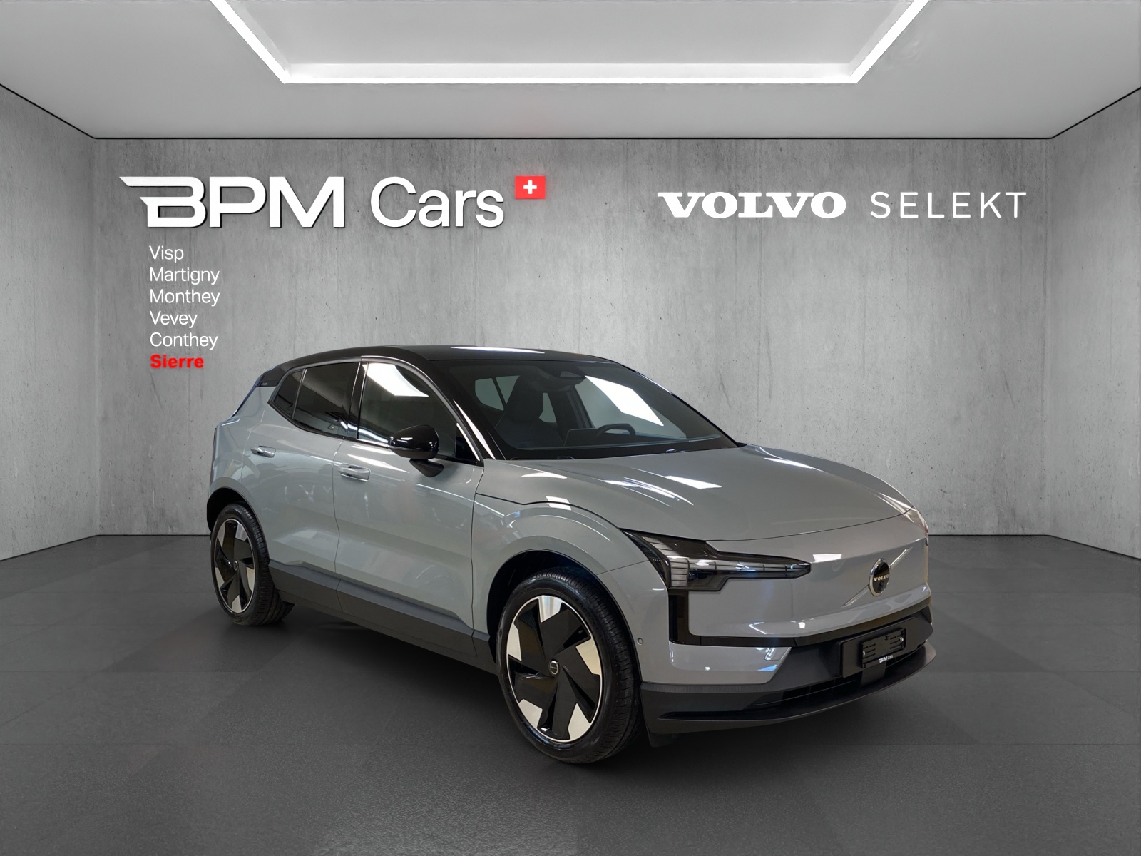 VOLVO EX30 E60 69kWh Twin Ultra-showroom-element-3