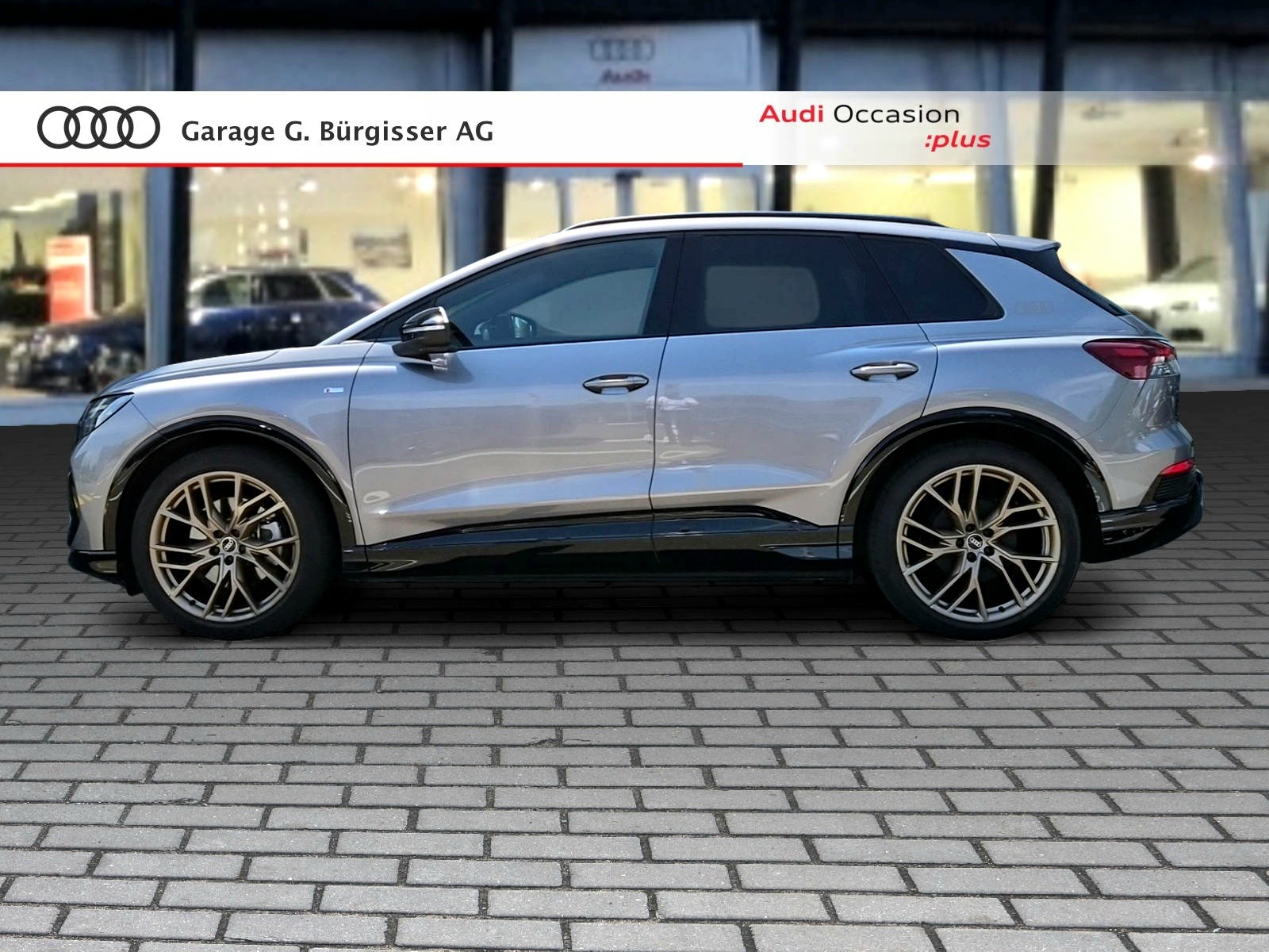 AUDI Q4 e-tron 50 quattro Edition One Taifungrau Metallic-showroom-element-2