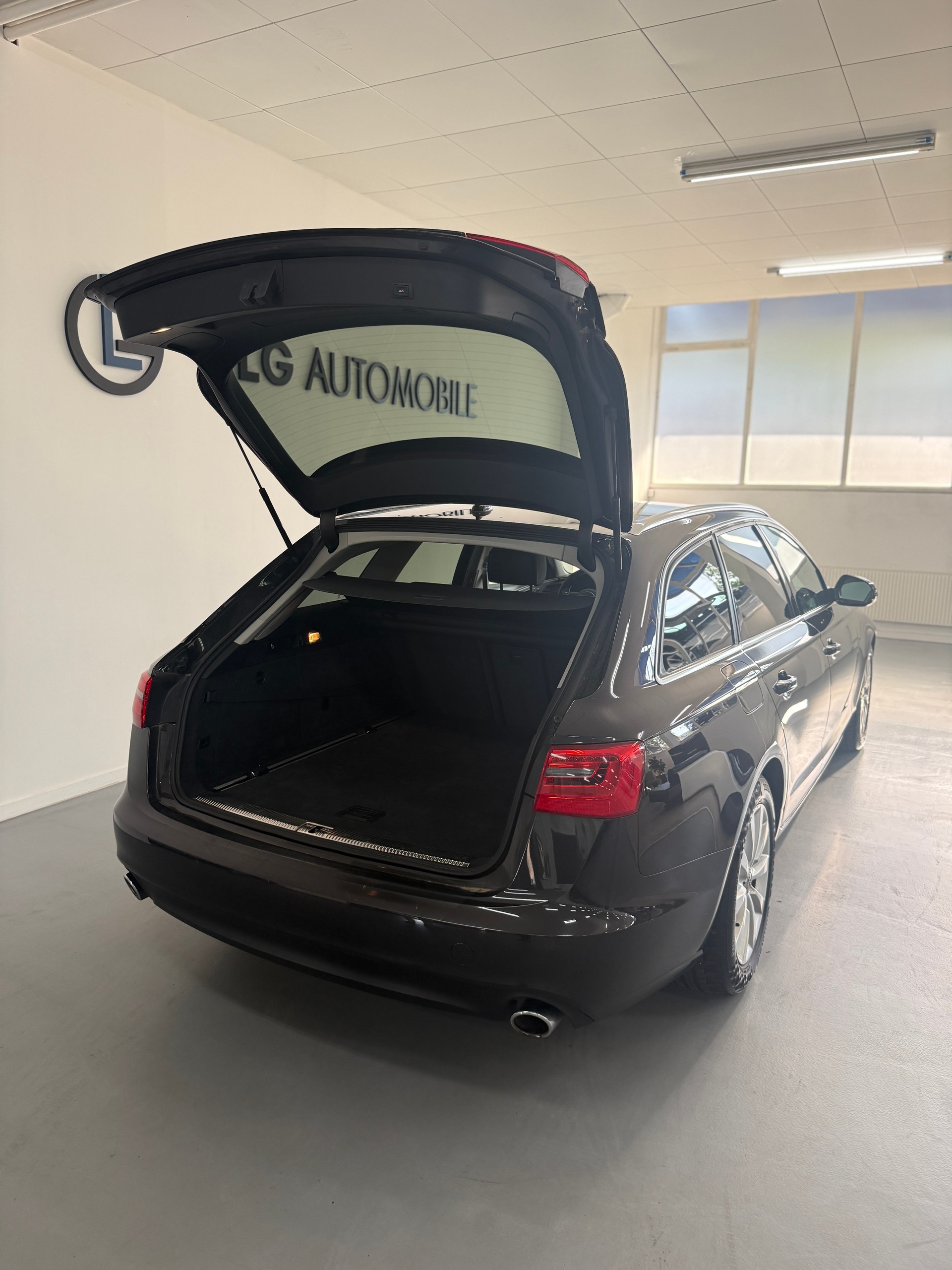AUDI A6 Avant 3.0 TDI V6 quattro S-tronic-image-15