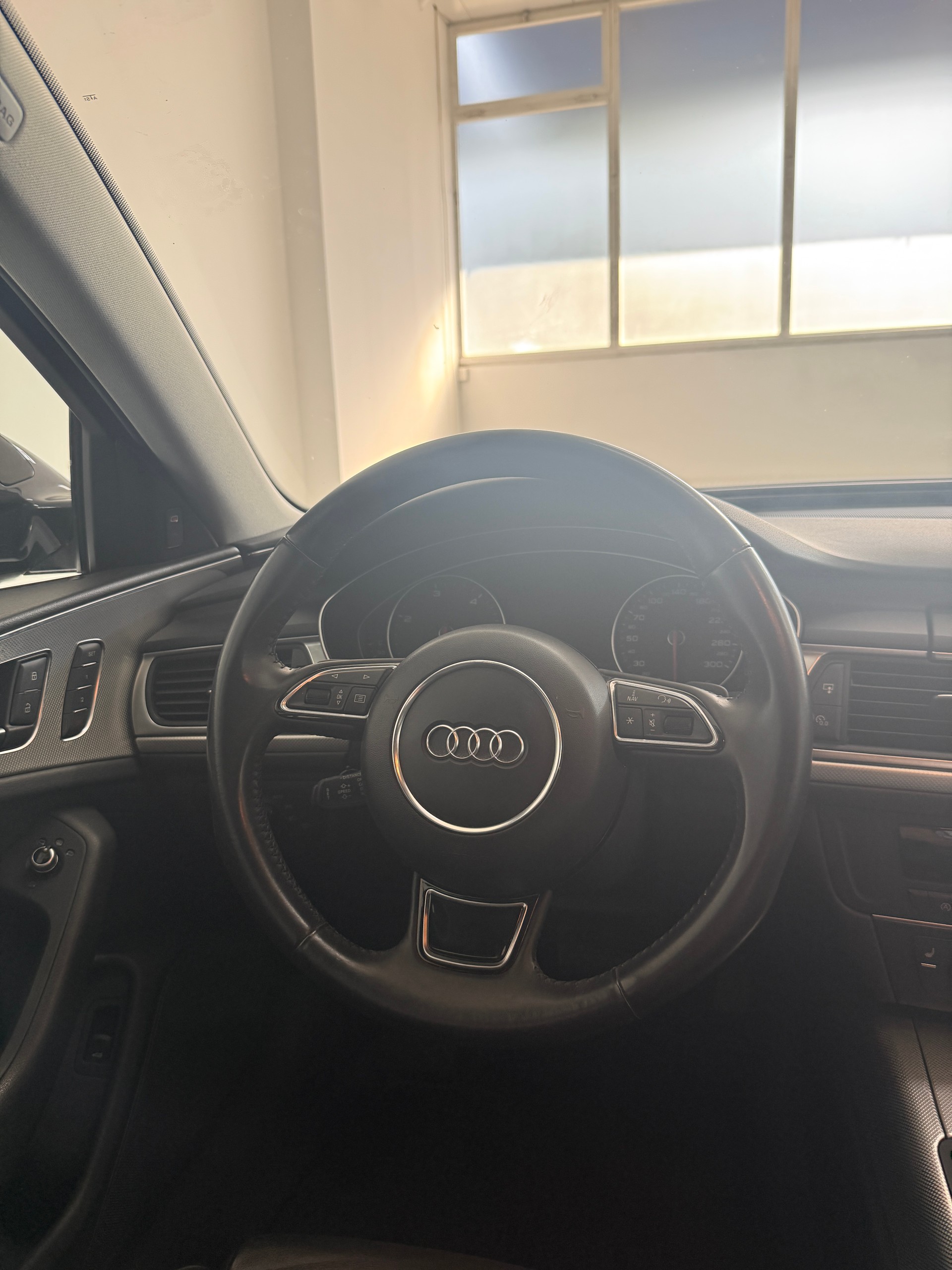 AUDI A6 Avant 3.0 TDI V6 quattro S-tronic-image-9