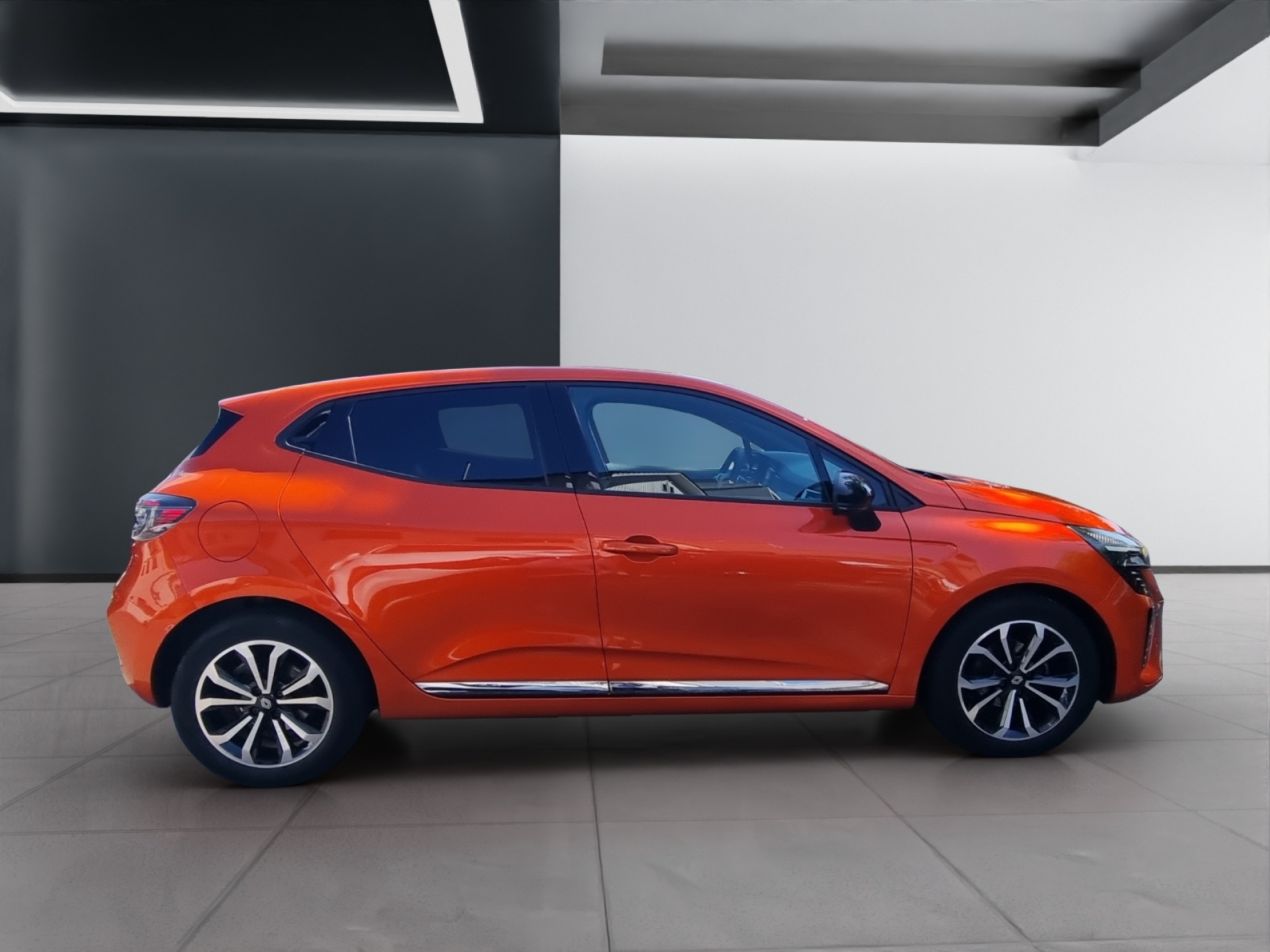 RENAULT Clio 1.0 TCe techno-image-5