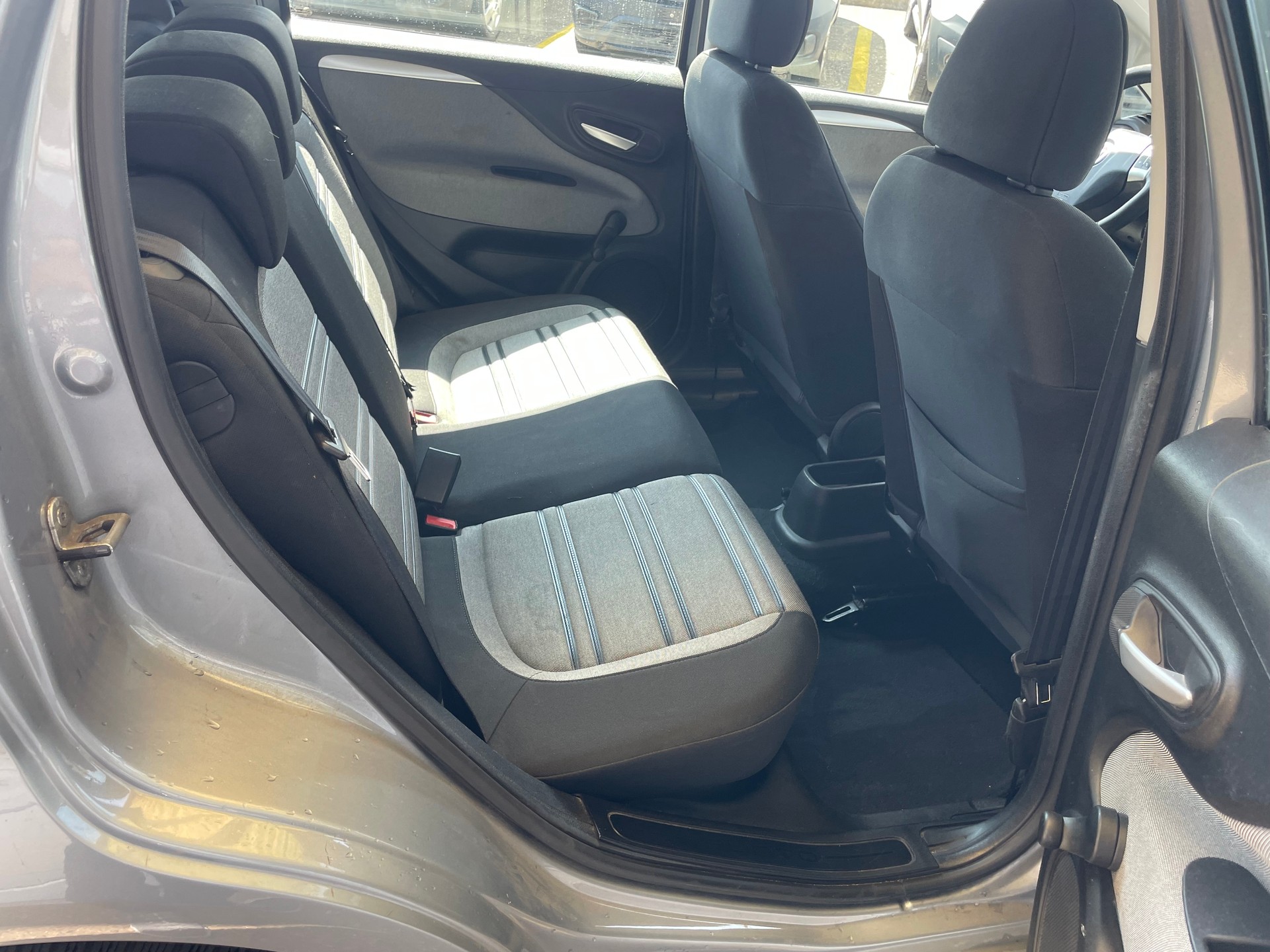 FIAT Punto Evo 1.4 Dynamic-image-12