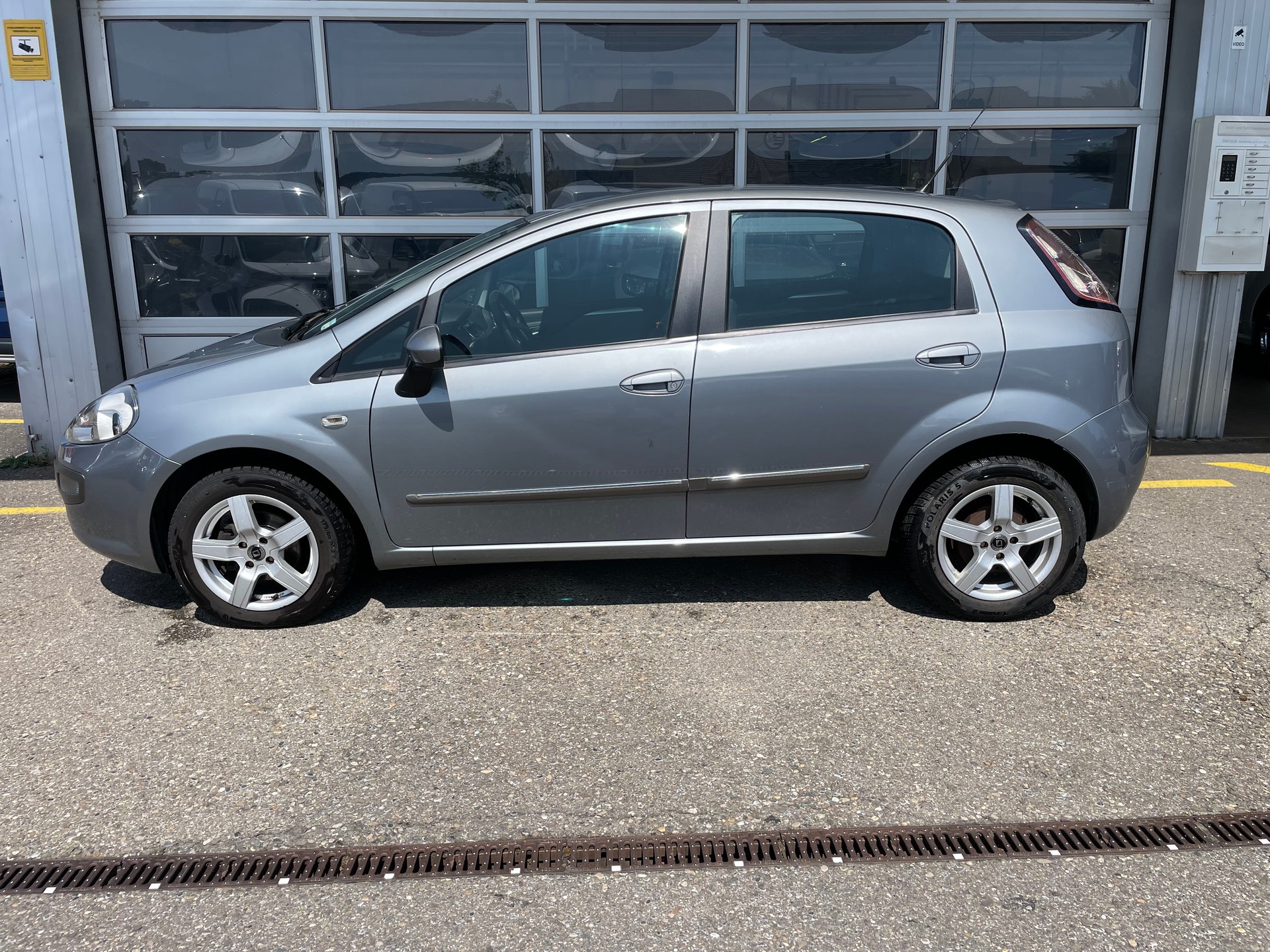 FIAT Punto Evo 1.4 Dynamic-image-3