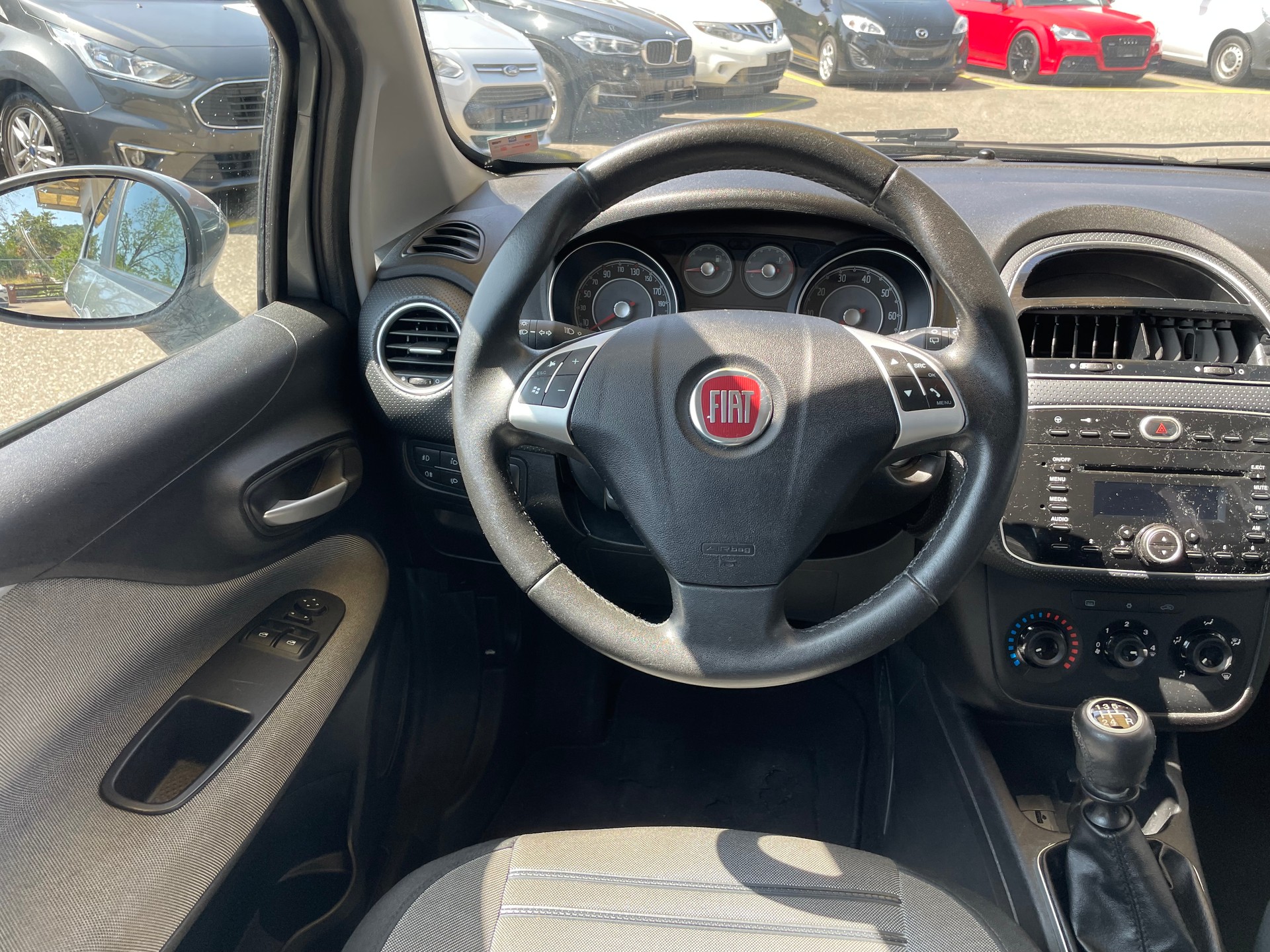 FIAT Punto Evo 1.4 Dynamic-image-9