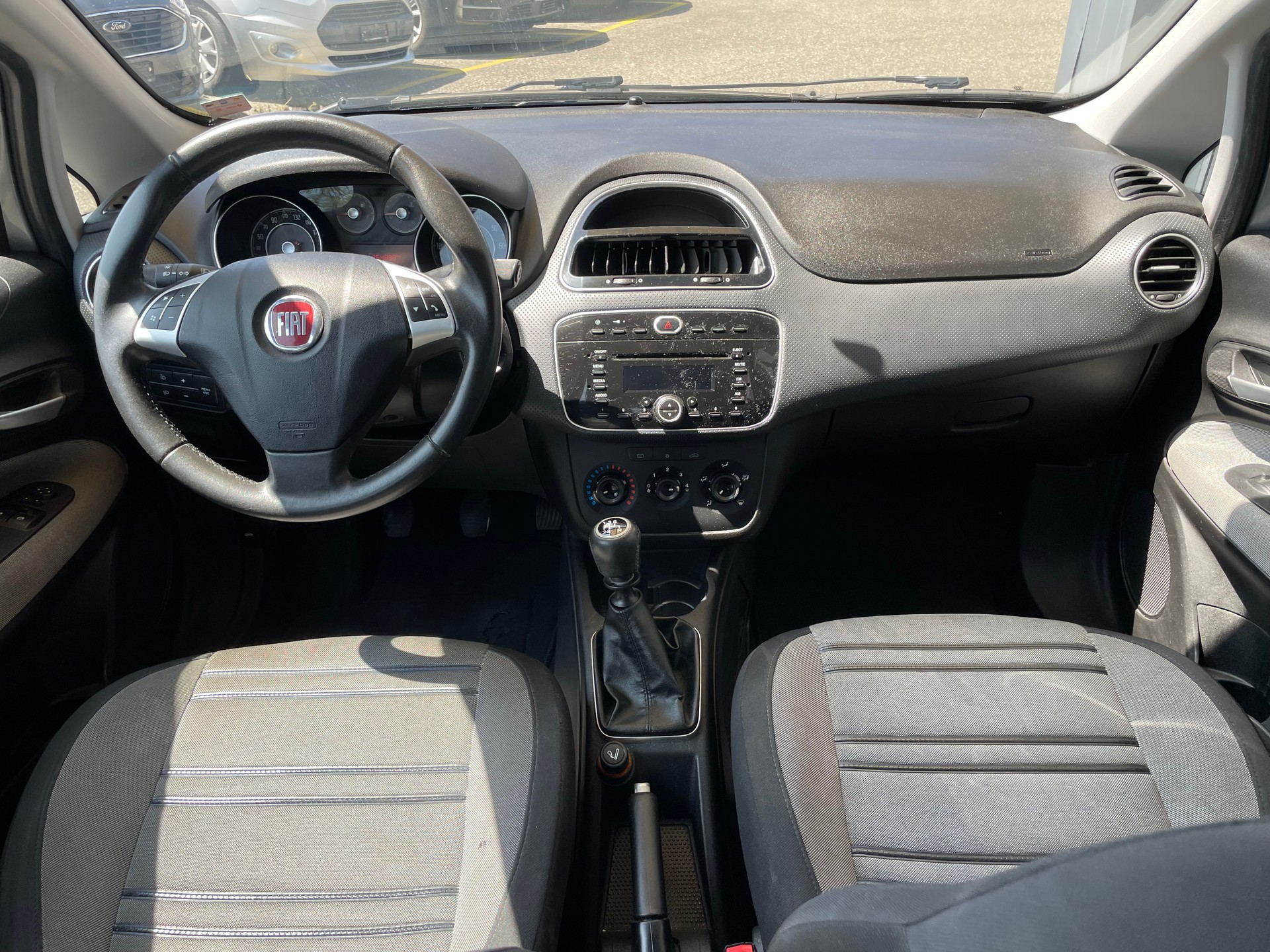 FIAT Punto Evo 1.4 Dynamic-image-8