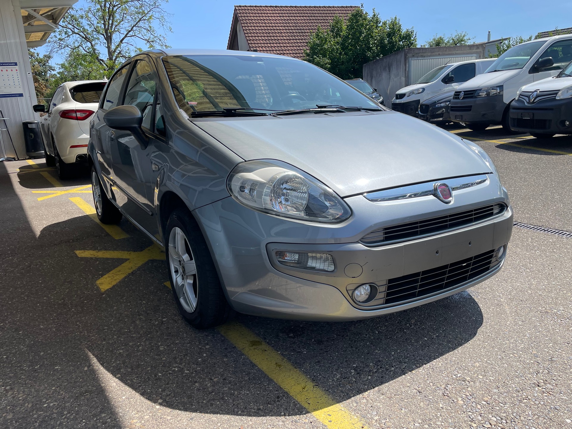 FIAT Punto Evo 1.4 Dynamic-image-0