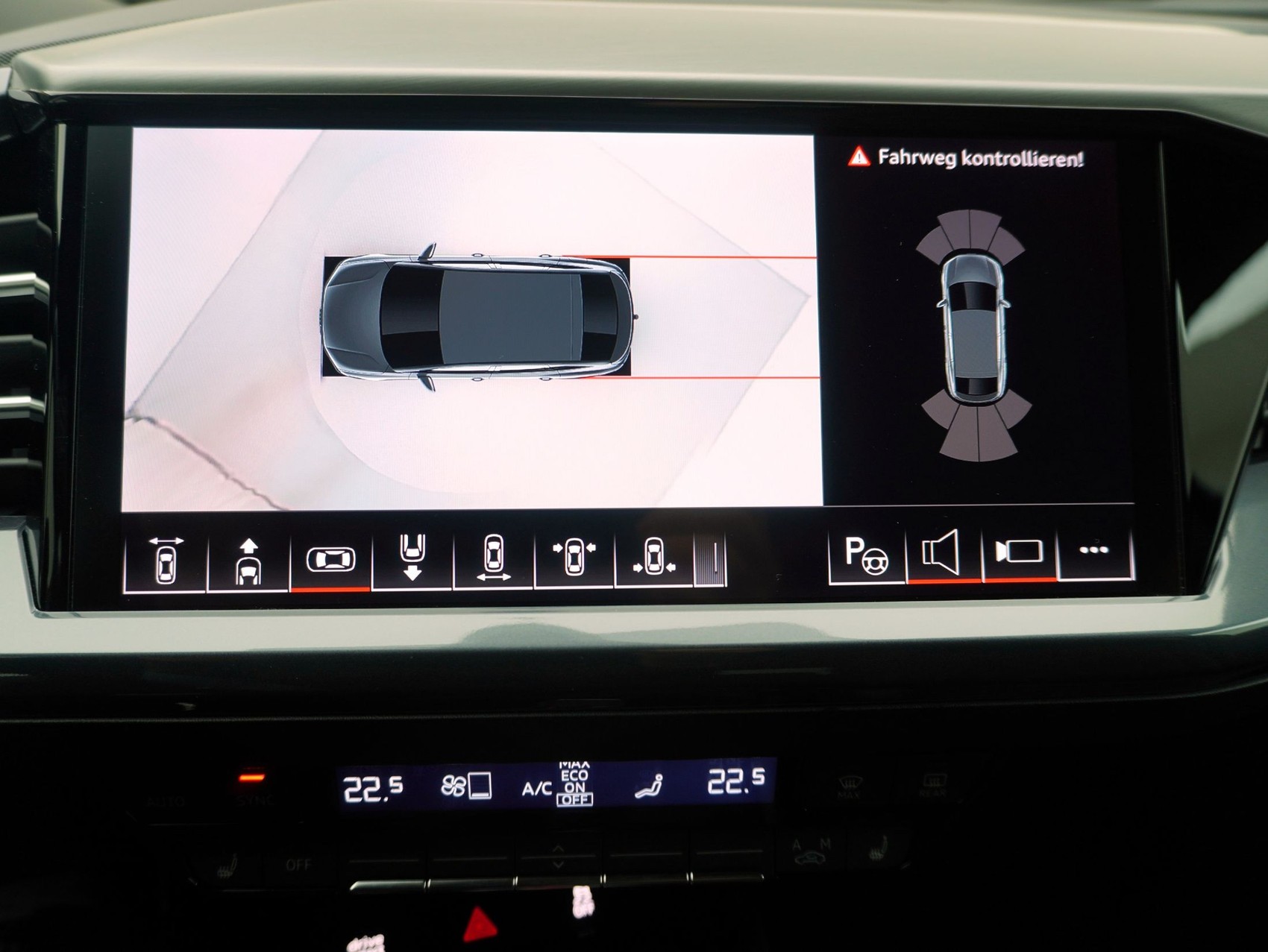 AUDI Q4 e-tron Sportback 55 S line quattro **Audi Werksgarantie bis 08/2030**-image-17