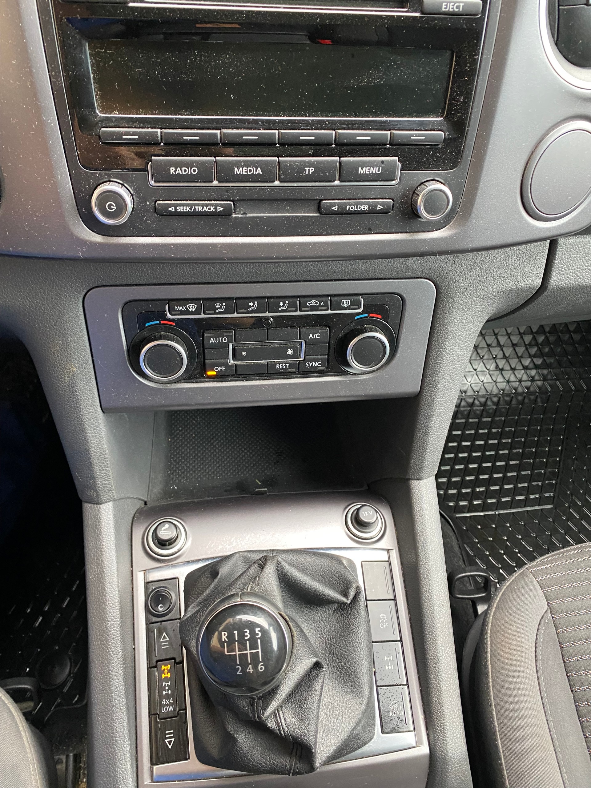VW Amarok 2.0 BiTDI Highline 4Motion-image-3
