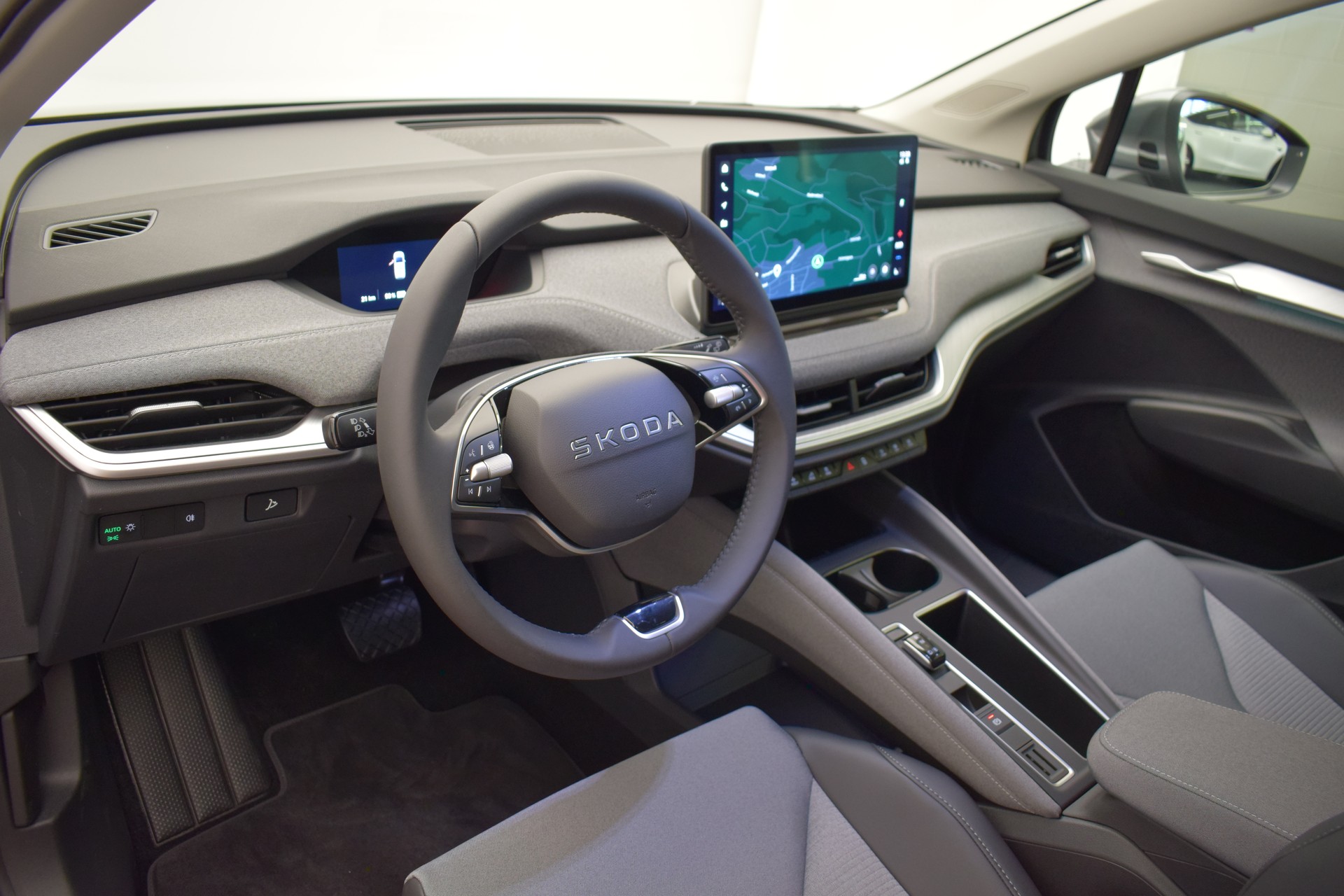 SKODA Enyaq 60 Essence-image-14