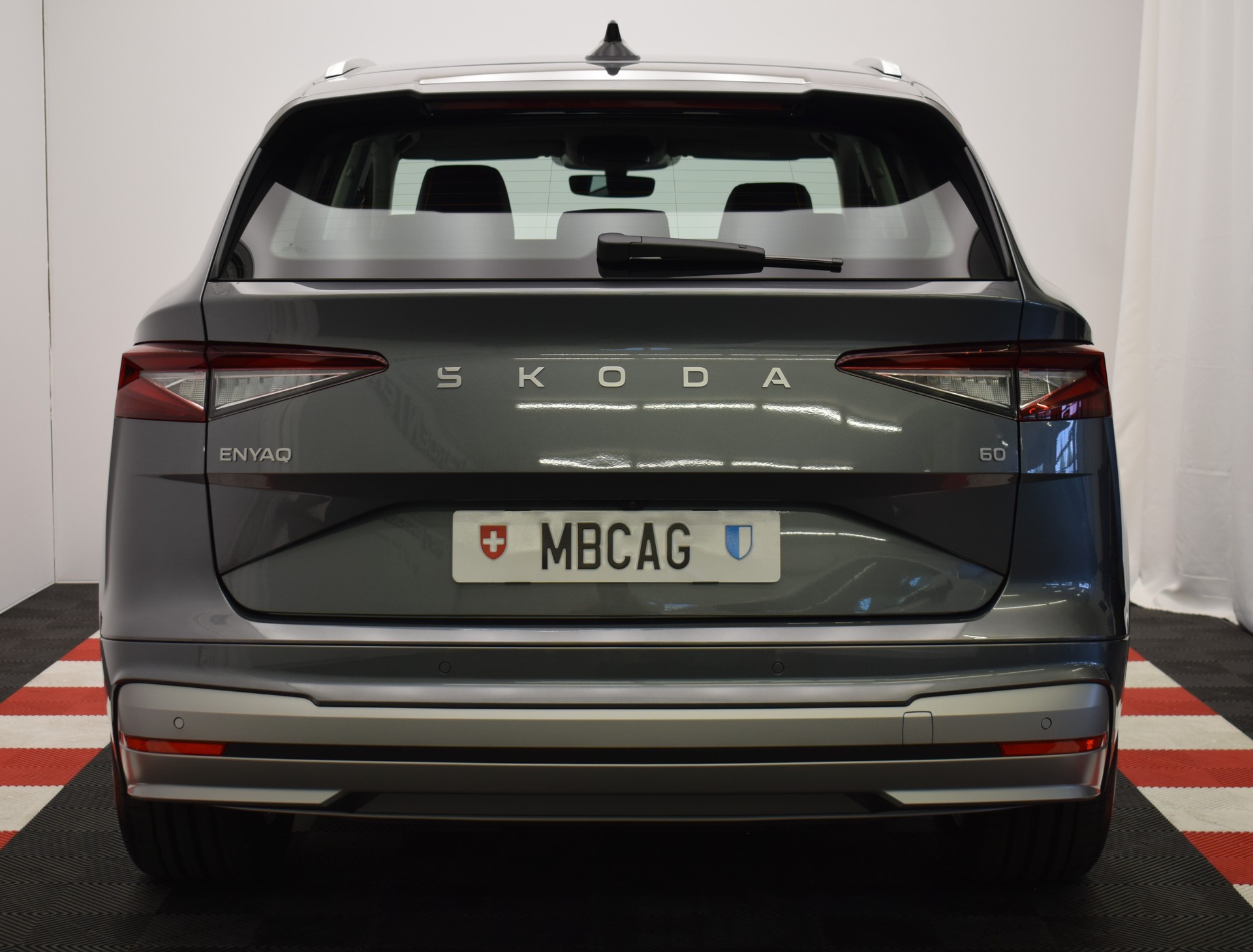 SKODA Enyaq 60 Essence-image-9