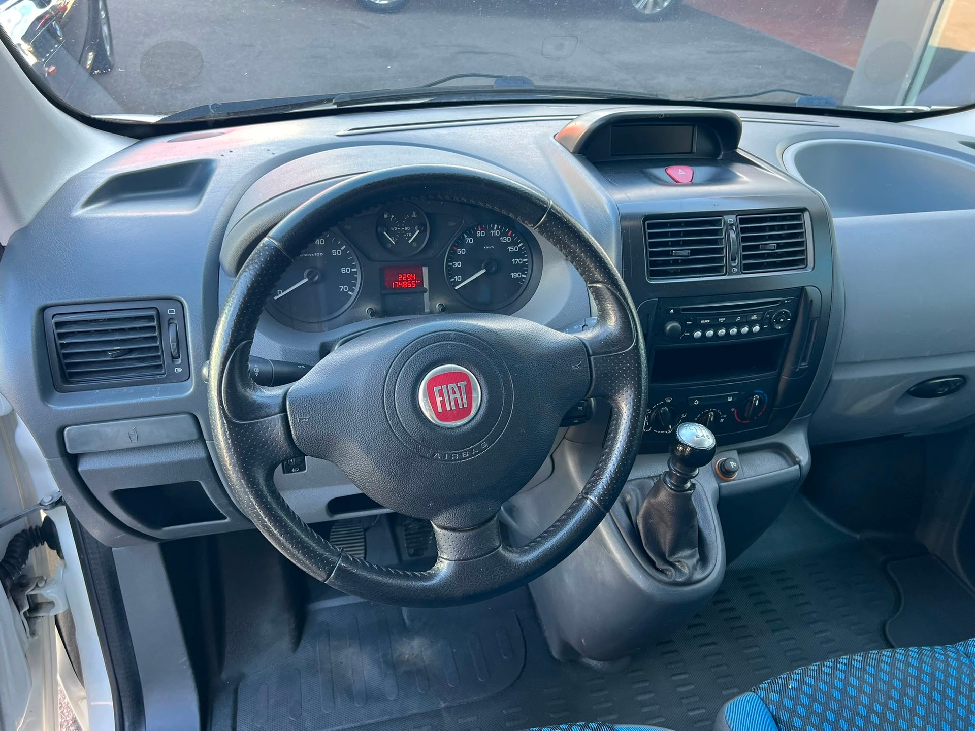 FIAT Scudo 2.0 JTD Comfort 1.0t-image-11