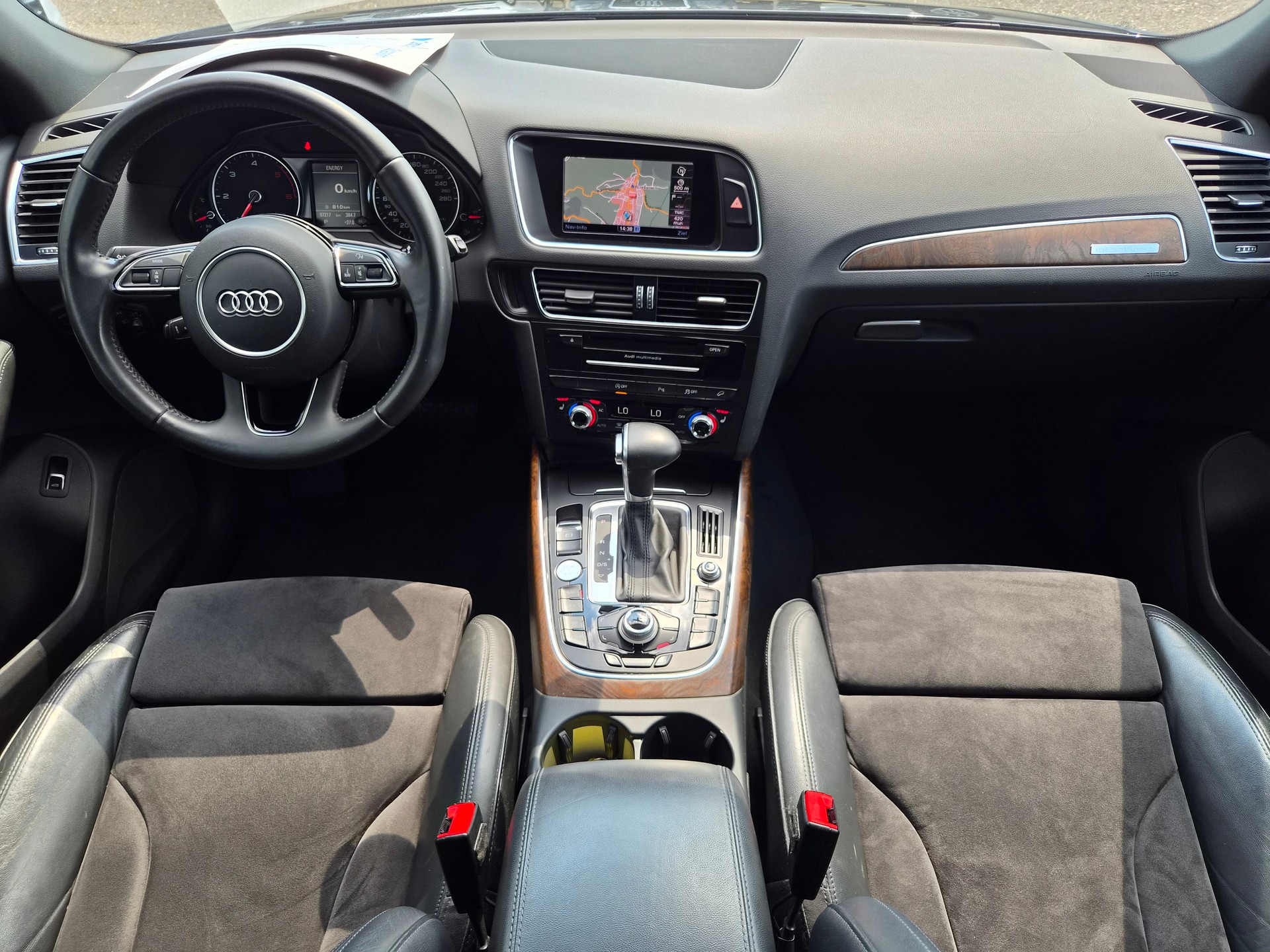 AUDI Q5 2.0 TDI quattro S-tronic-image-13