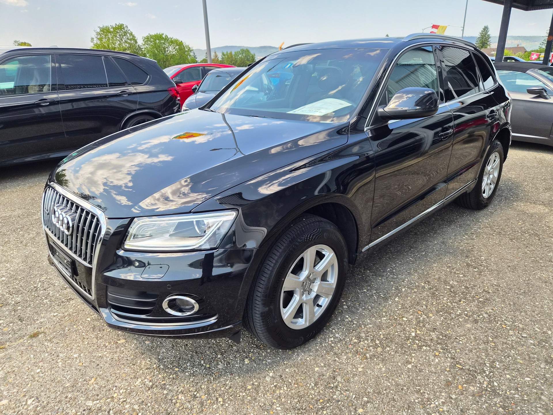 AUDI Q5 2.0 TDI quattro S-tronic-image-2