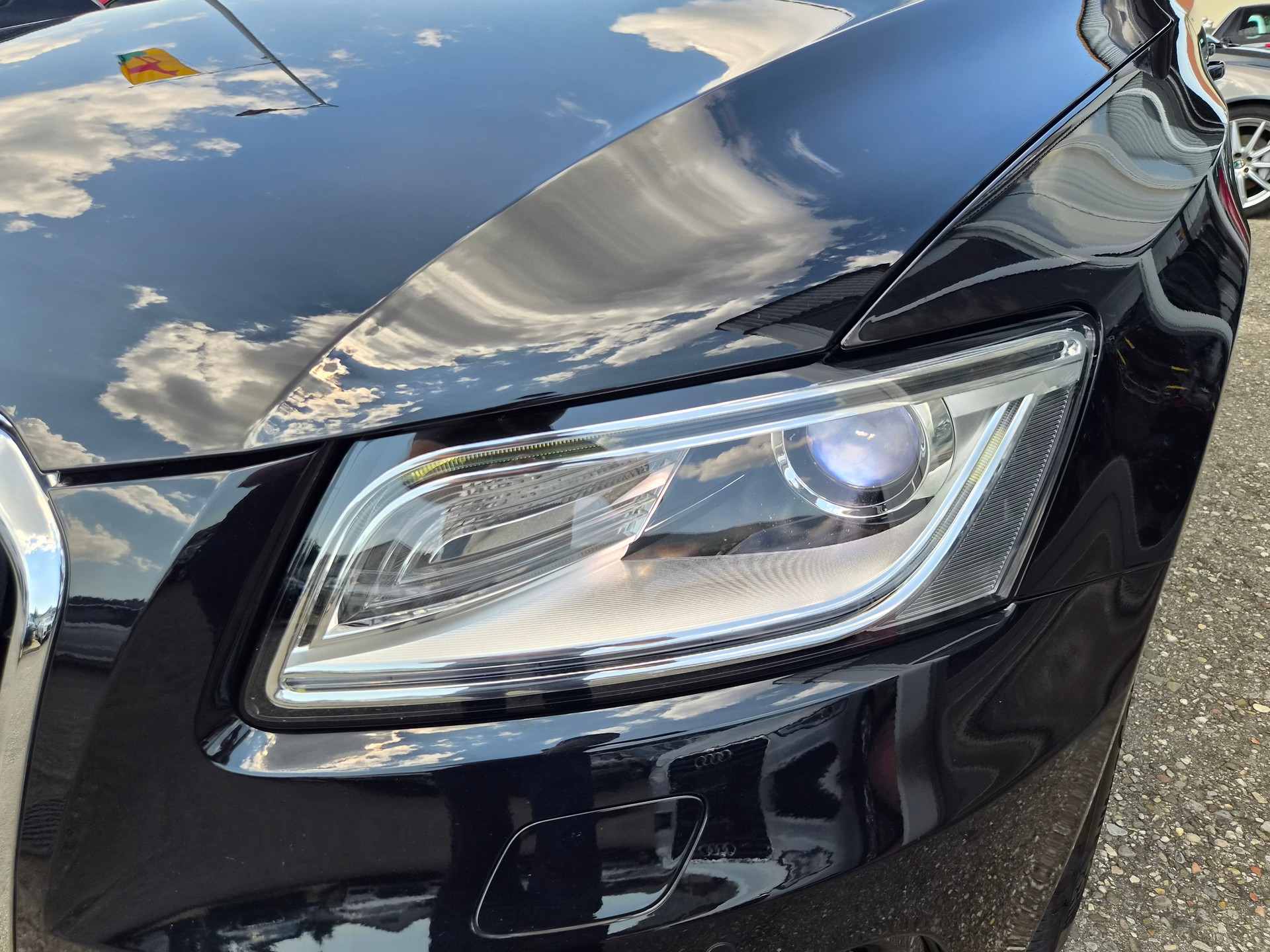 AUDI Q5 2.0 TDI quattro S-tronic-image-24